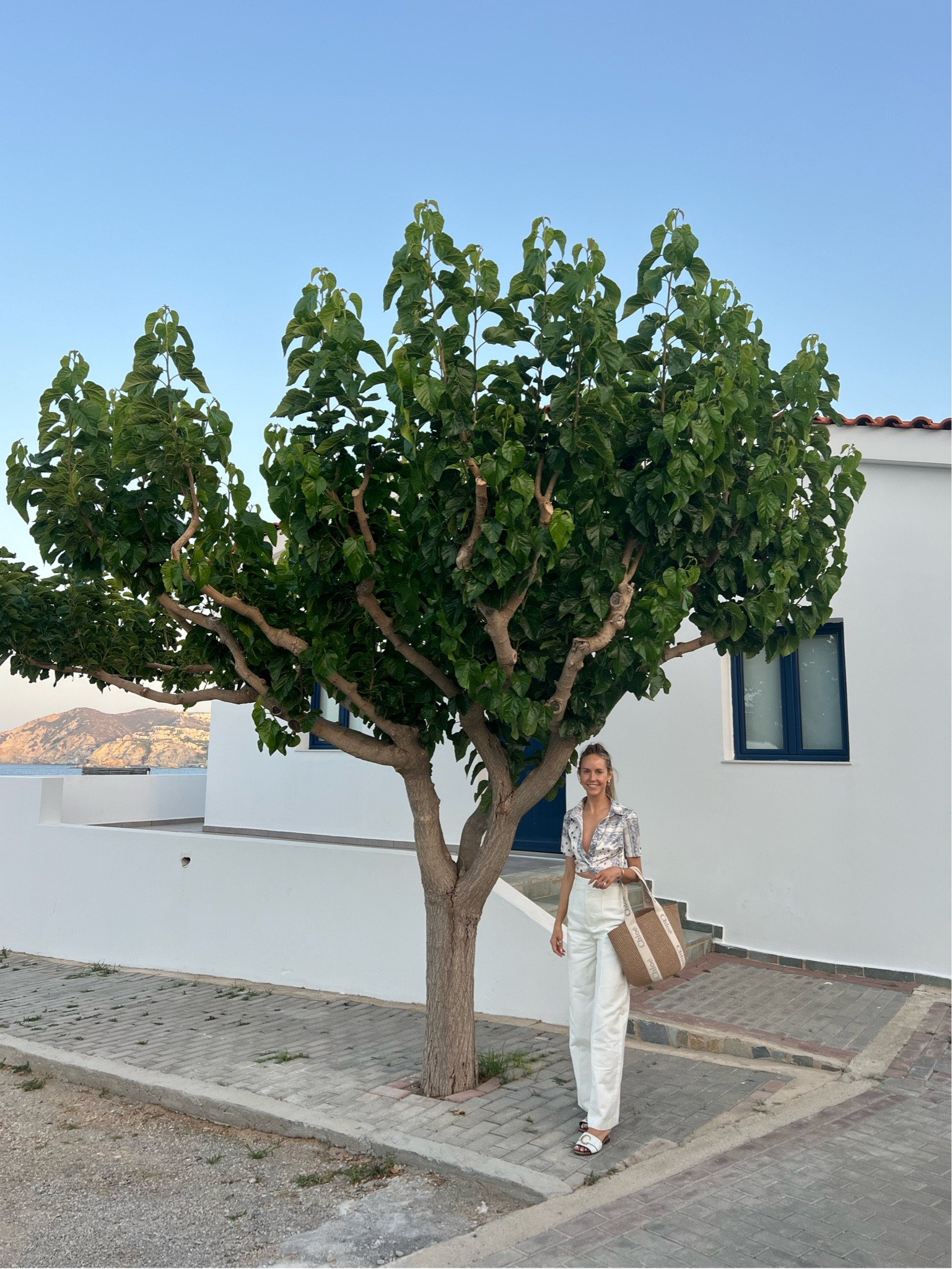 Greece for a week

#LTKItBag #LTKTravel #LTKStyleTip