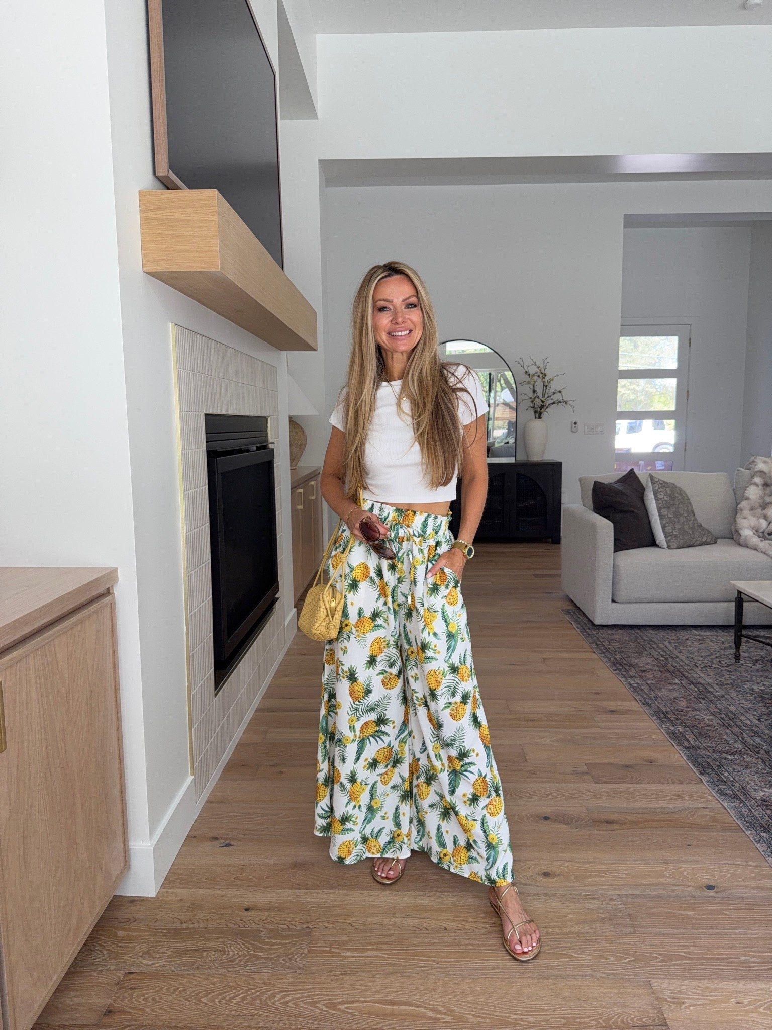 Amazon summer outfits that look boutique but are actually budget friendly 🌸✨ comment AMAZON and I’ll send you all the details 

At this point, Amazon has become my favorite place to find those “where did you get that?” outfits without the designer price tag. These pieces are feminine, flattering, comfortable, and honestly feel way more expensive than they are.

Flowy floral maxi skirts, easy matching sets, breezy vacation pants, and pretty little tops that instantly make you look put together with minimal effort — exactly the kind of outfits I love wearing this time of year.

As a busy mom, I’m always looking for pieces that are:
✔️ lightweight + breathable
✔️ easy to style
✔️ comfortable enough for all day wear
✔️ trendy without trying too hard
✔️ chic enough for brunch, vacation, date night, or everyday errands

The pink florals, tropical prints, and effortless silhouettes are giving coastal vacation energy in the best way… and every single look is from Amazon.

Affordable fashion has gotten SO good lately 🤍

#AmazonFashion #AmazonOutfits #AmazonFashionFinds #SummerStyle #VacationOutfits