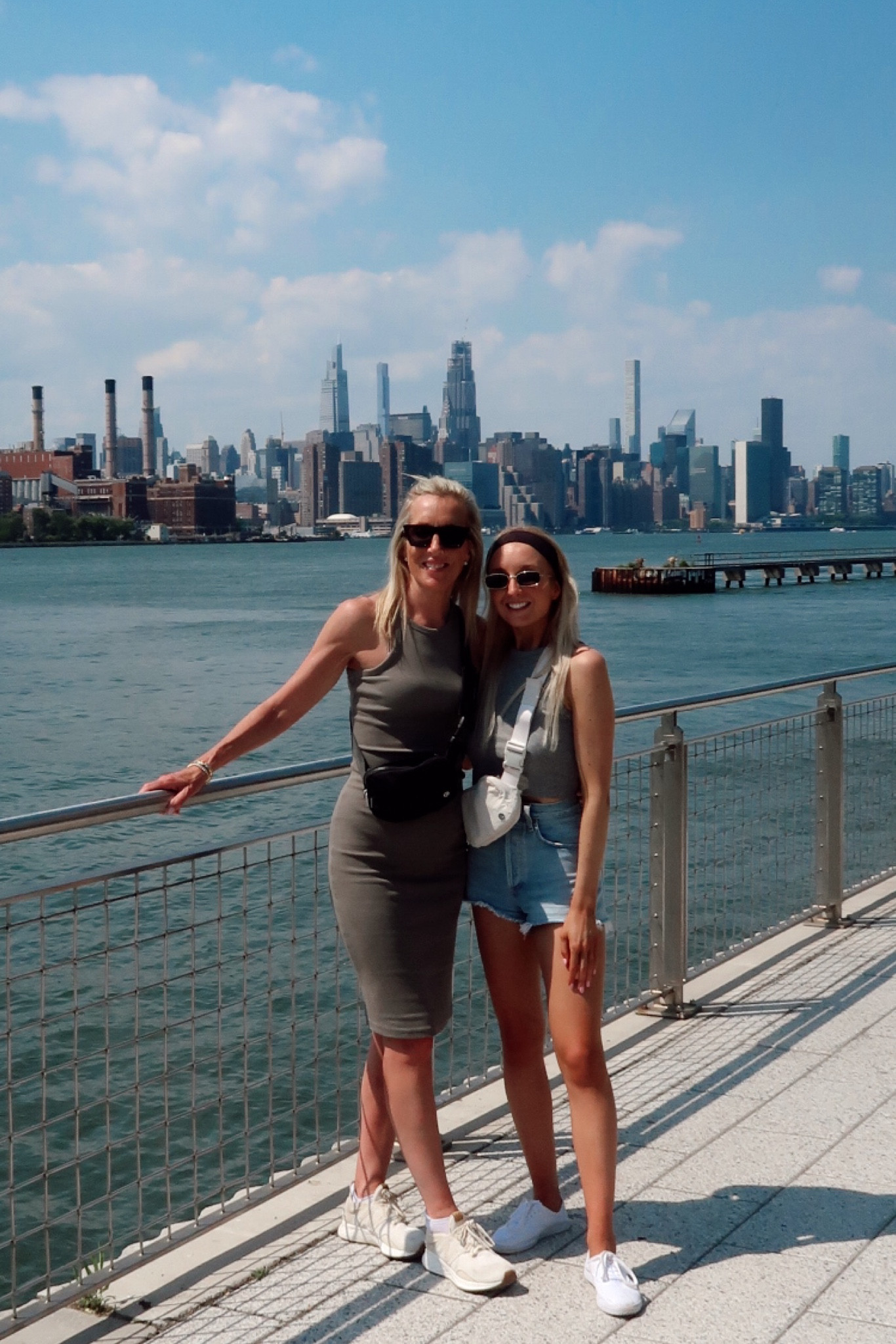 Casual Summer New York Outfit - Casual Walking Outfit

#LTKSeasonal #LTKFindsUnder50 #LTKFindsUnder100