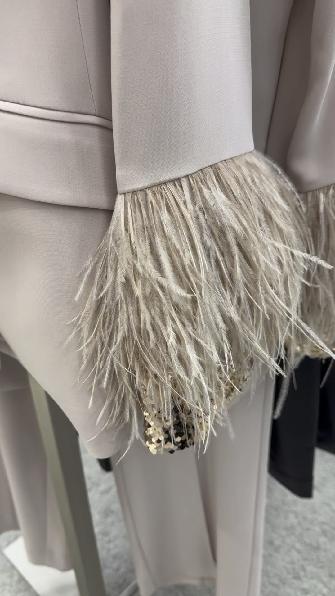 The perfect blazer to wear for the holidays with an ivory dress or LBD. Then restyle it with jeans and a Camille later.

#LTKGiftGuide #LTKHoliday #LTKSeasonal