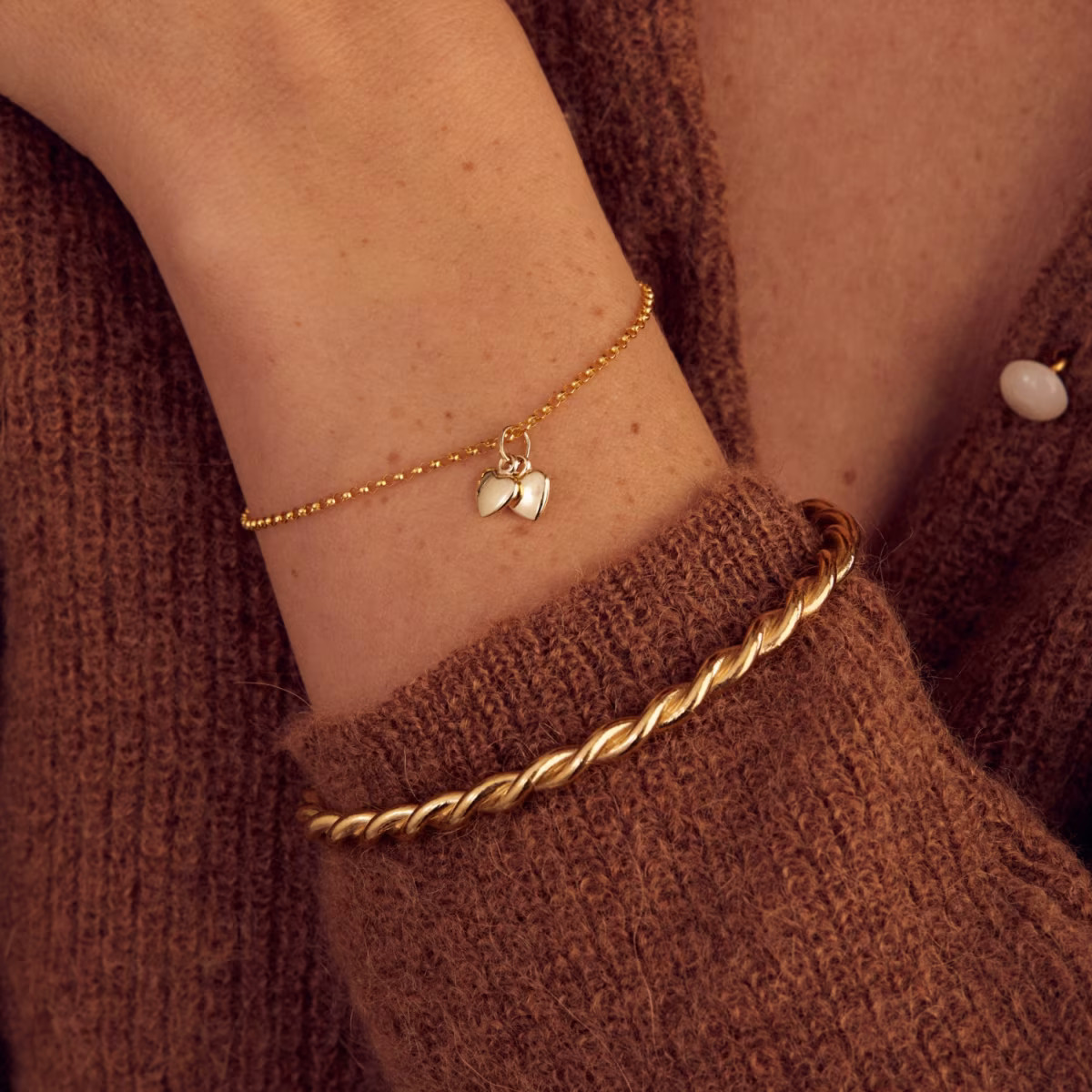 Gold Double Heart Charm Bracelet | Wolf & Badger (US)