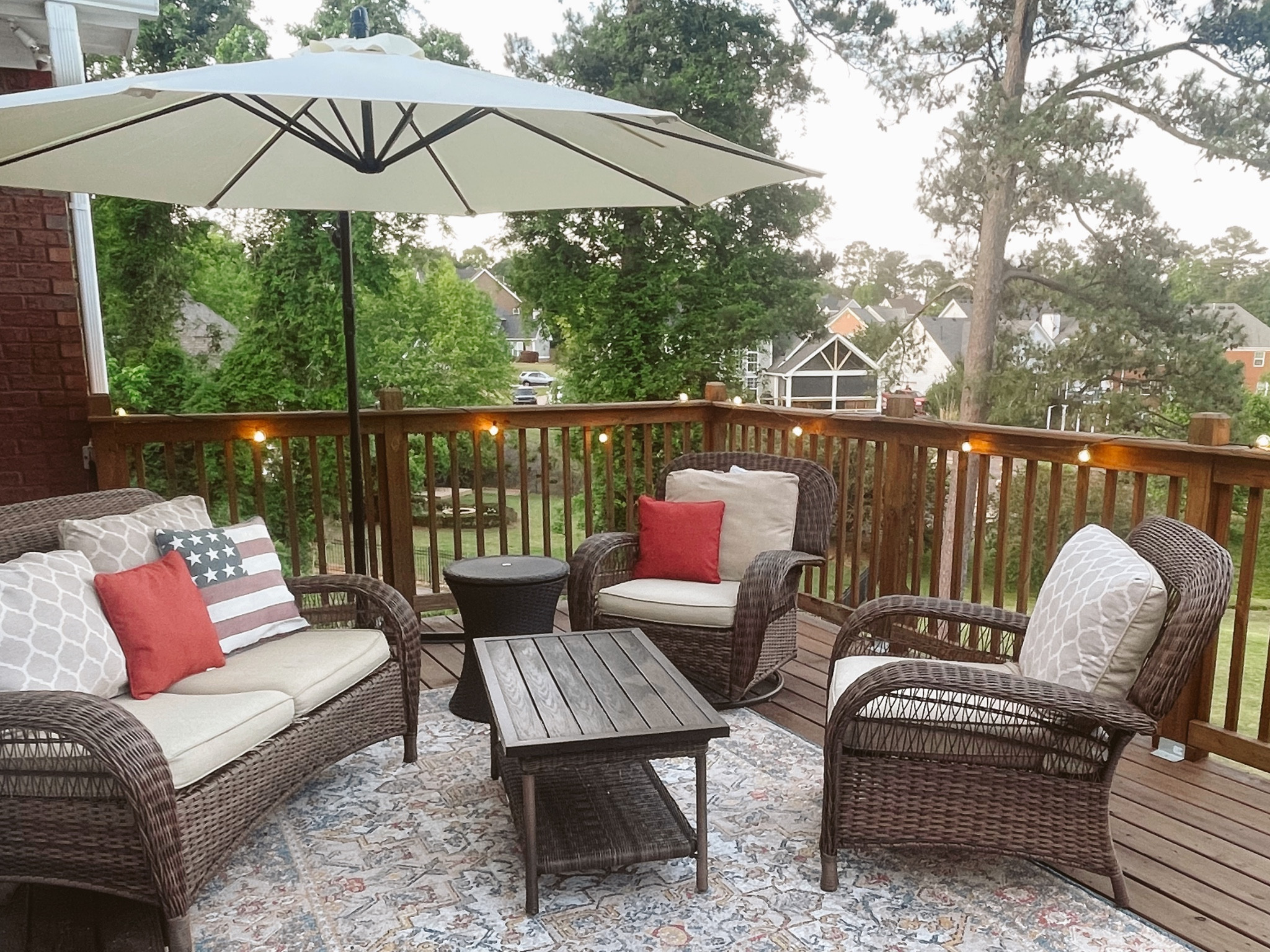 Outdoor patio deck summer nights 

#LTKhome