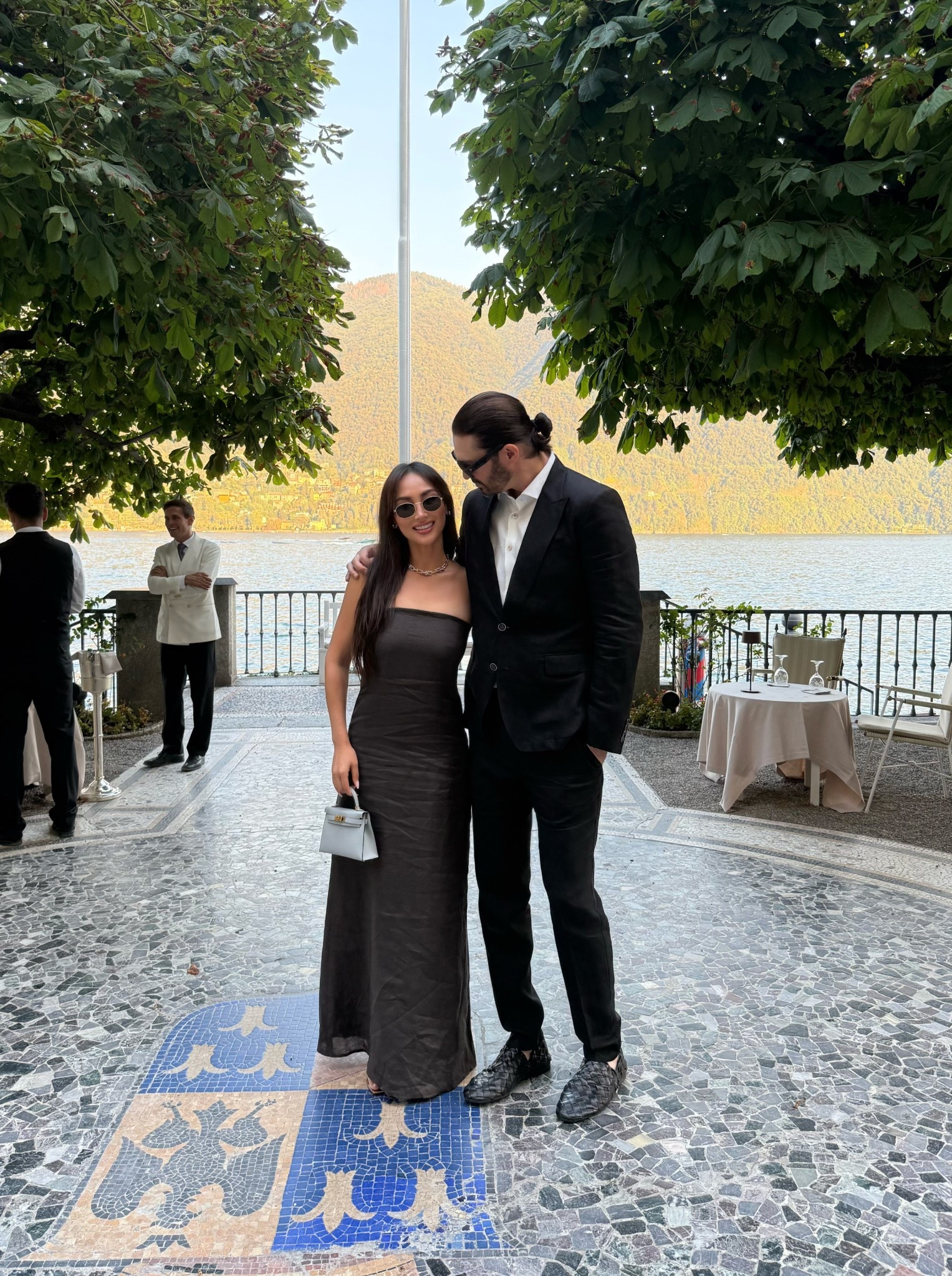 brown linen to attend a rehearsal dinner in lake como 🫶🏼 #weddingguest