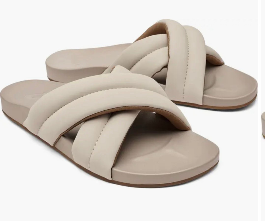 Best Vacay slides 

#LTKFindsUnder100 #LTKActive #LTKStyleTip