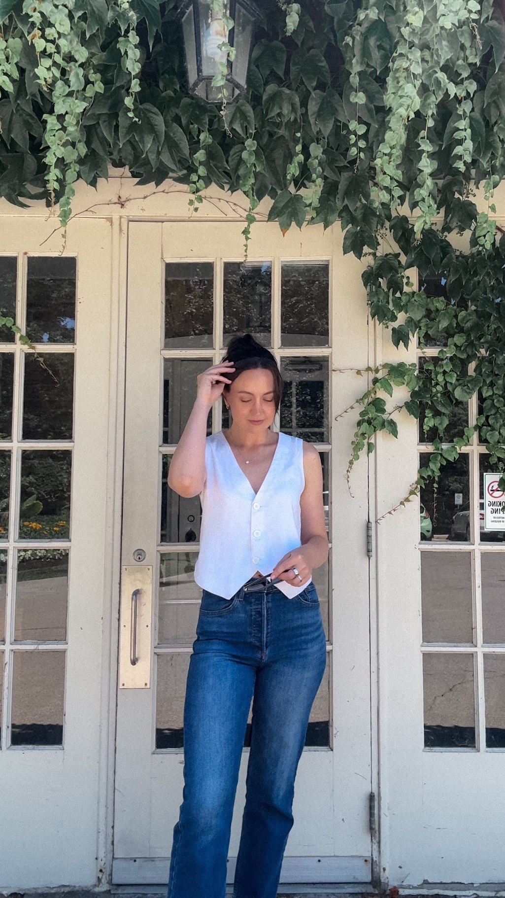 Summer inspo🤍

White linen vest Abercrombie Arlo blue denim jeans Aritzia casual outfit ideas

#LTKcanada #LTKsummer #LTKstyletip