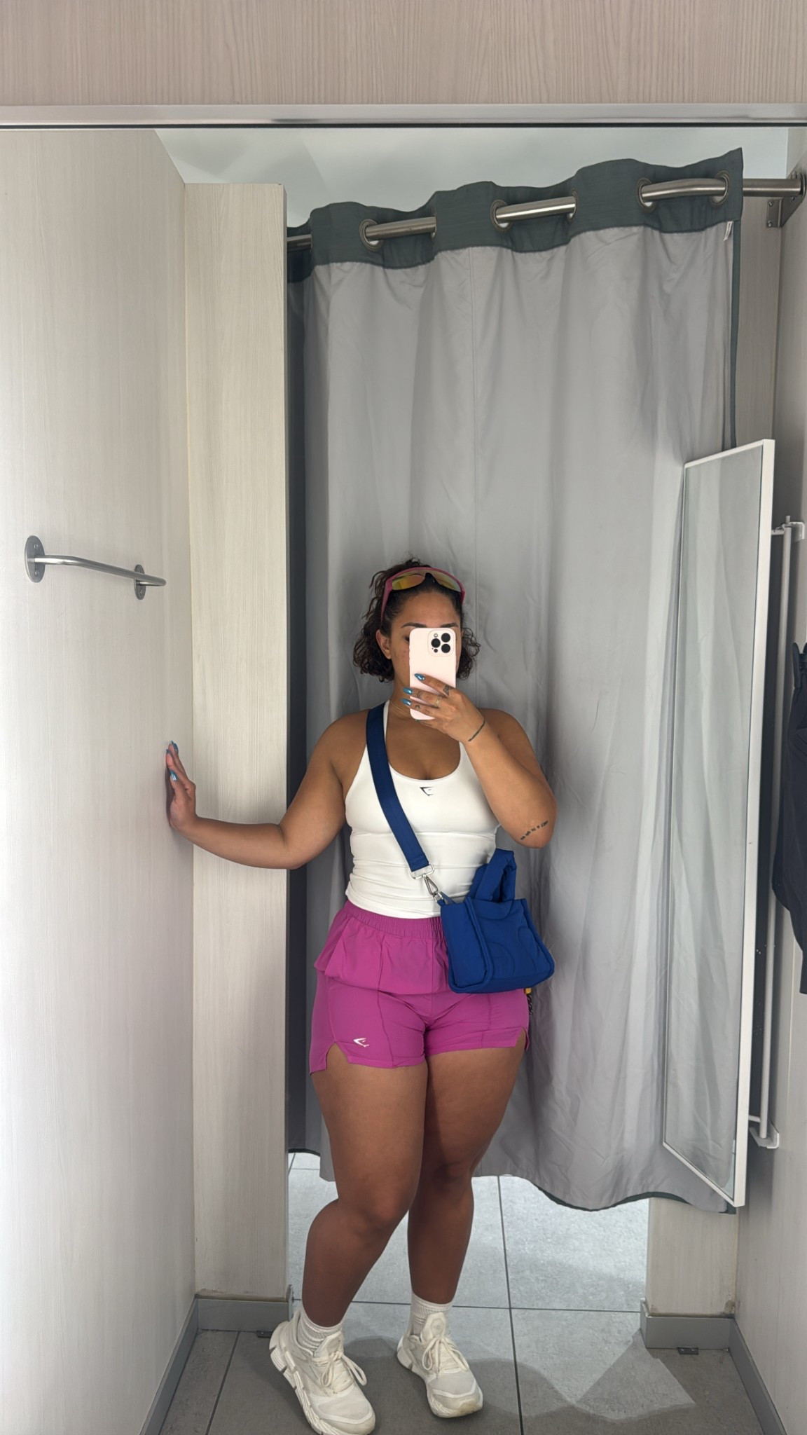 Ootd 🩷🌸✨

#LTKMidsize #LTKStyleTip #LTKActive