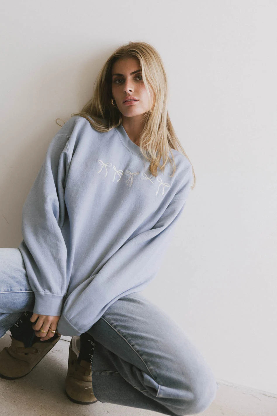 Pretty Bows Crewneck in Blue | Böhme US