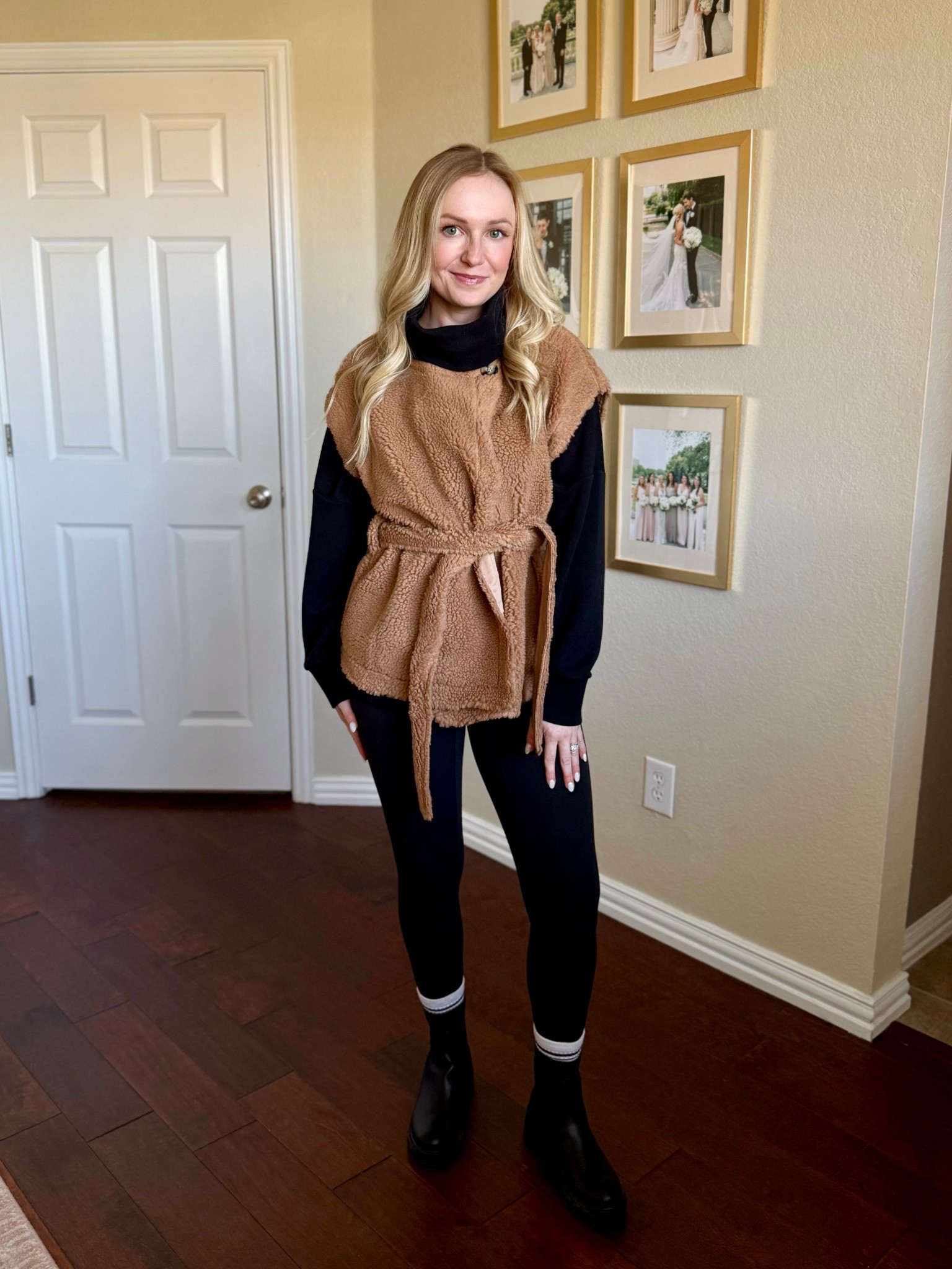 Love this Sherpa vest!! Wearing an XS/S 

#LTKSeasonal #LTKootd #LTKGiftGuide