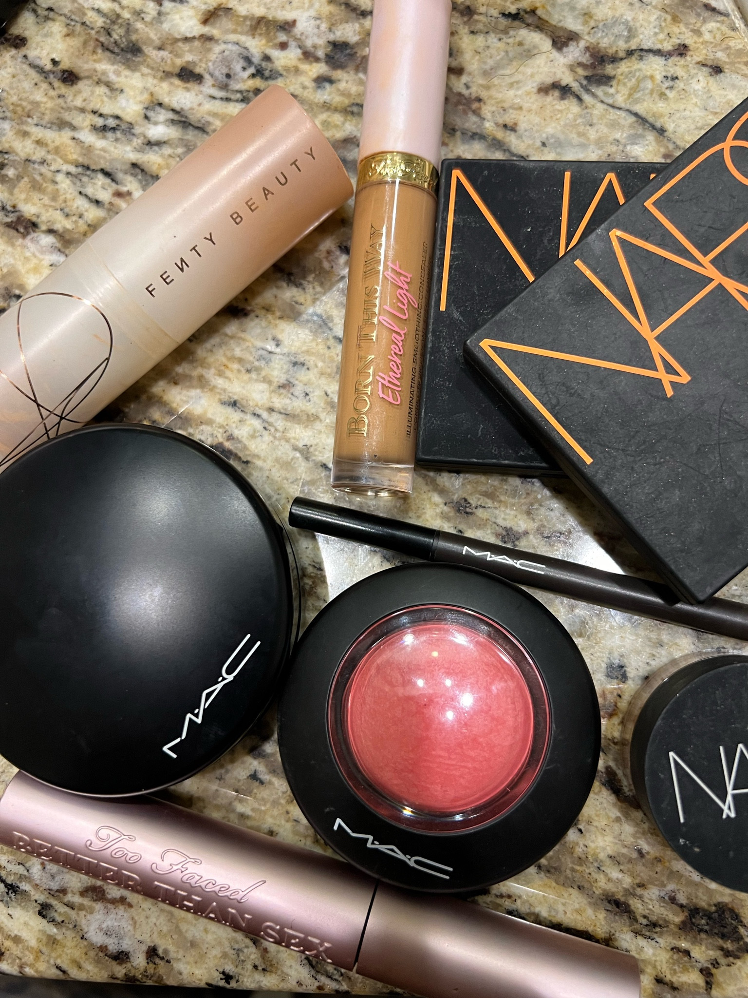 My makeup favs!!!
#vibsale

#LTKBeauty #LTKWedding #LTKU