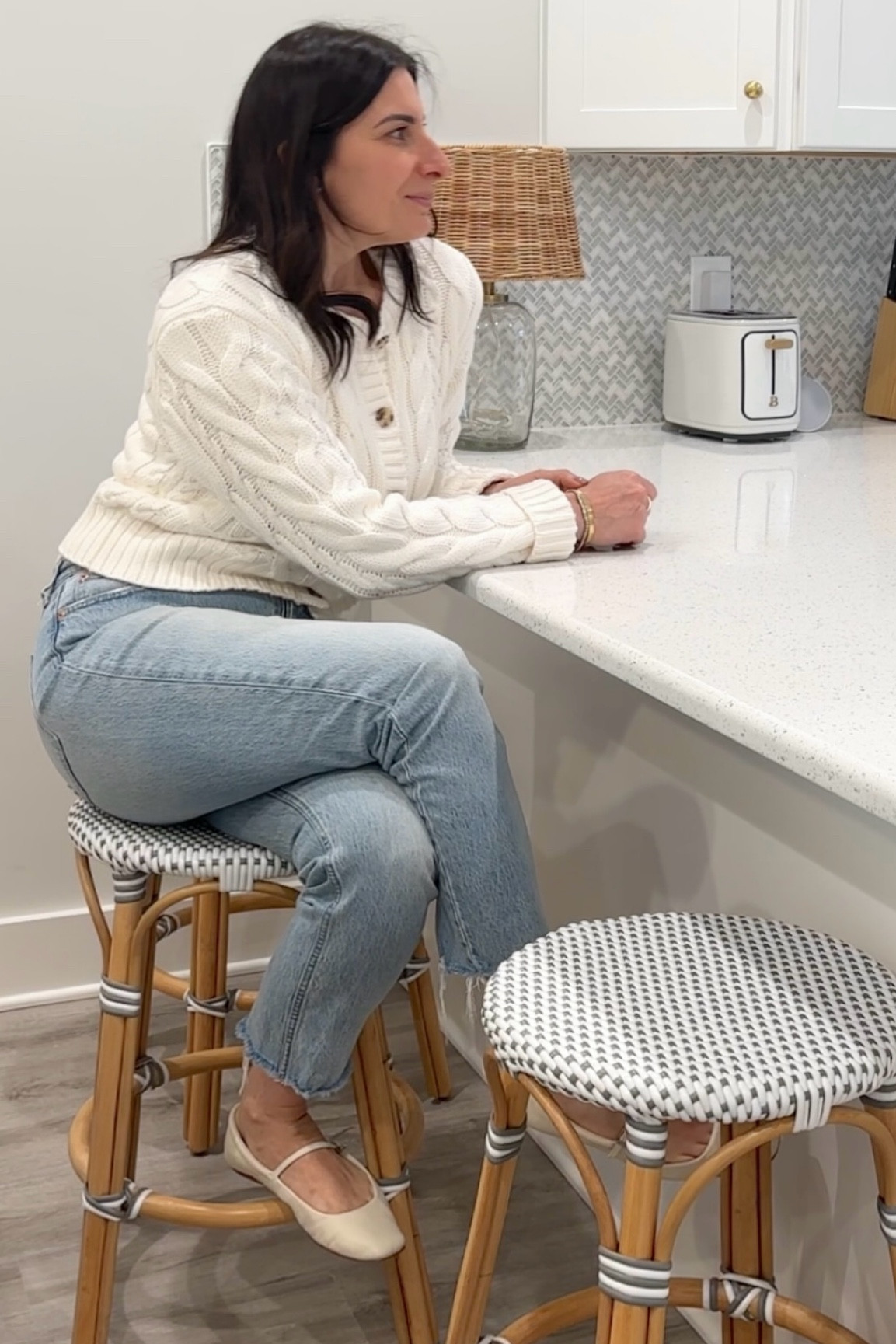 Cable knit cardigan, ballet flats

#LTKMidsize #LTKHome #LTKOver40