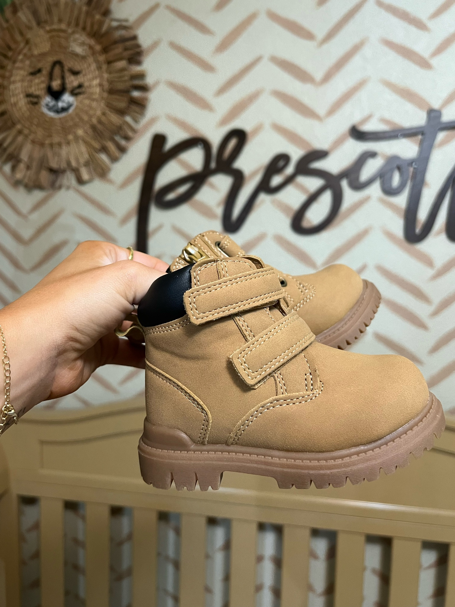 Baby/toddler boy winter boots from Walmart 

#LTKShoeCrush #LTKKids #LTKBaby