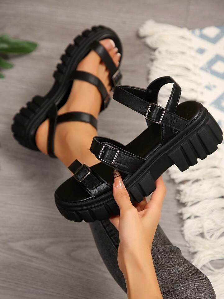 Plus Size Women's Fashion Versatile Elegant Comfortable Thick Platform Wedge Black Sandals | SHEIN
