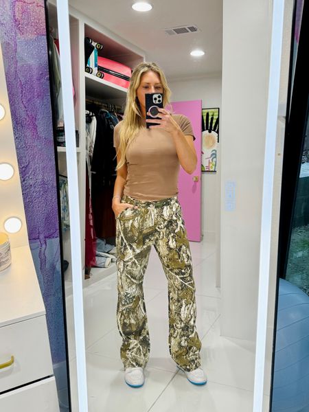 Look alike for the viral camo cargo pants. Also this top is very skims-like. Very. Very. Highly recommend  

#LTKfindsunder50