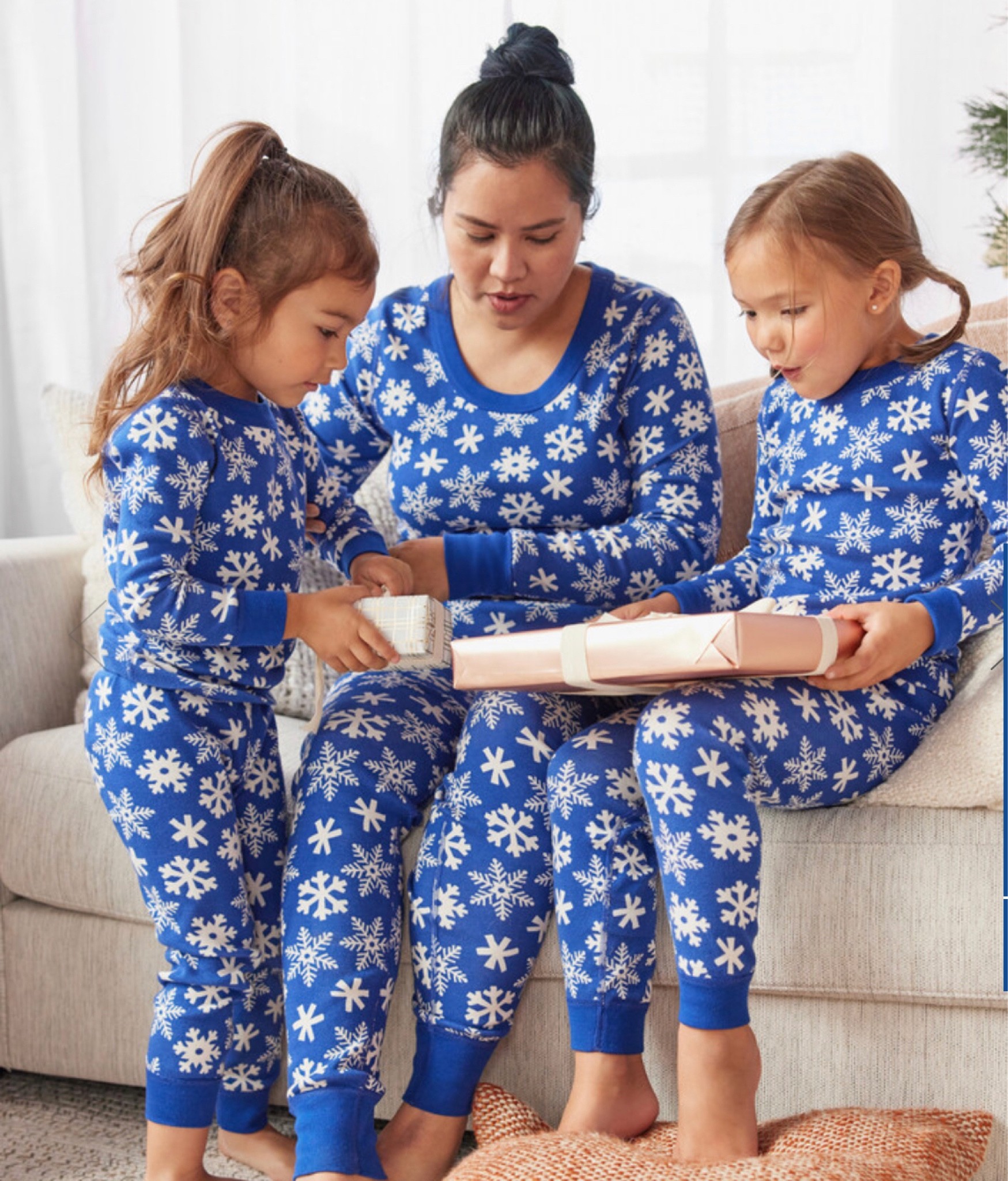 Holiday Pajamas- Winter ❄️ 

#LTKHoliday #LTKSeasonal #LTKunder50