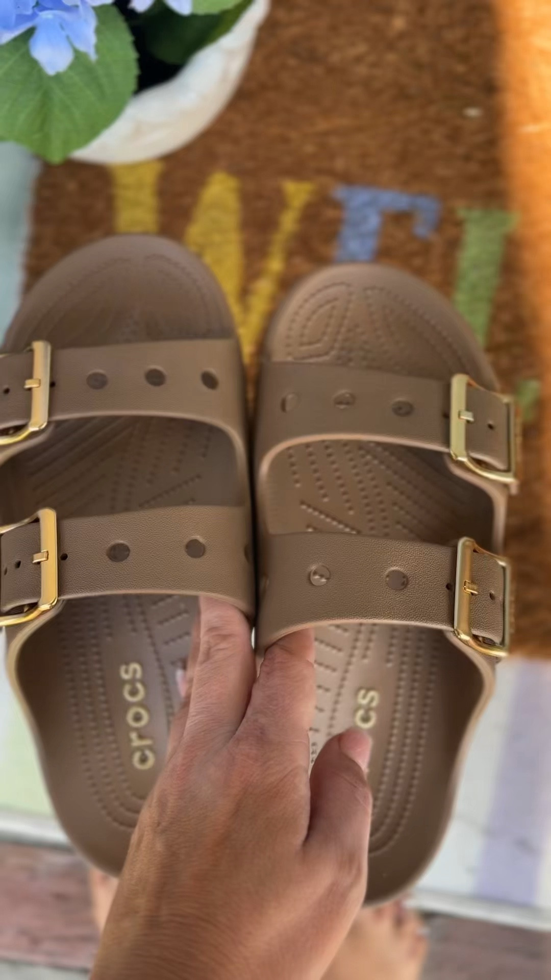 Crocs Saturday sandals 

#LTKSaleAlert #LTKootd #LTKmomlife