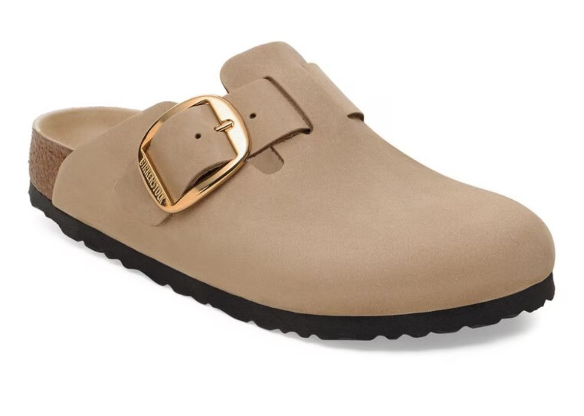 7.5

#LTKStyleTip #LTKSeasonal #LTKShoeCrush