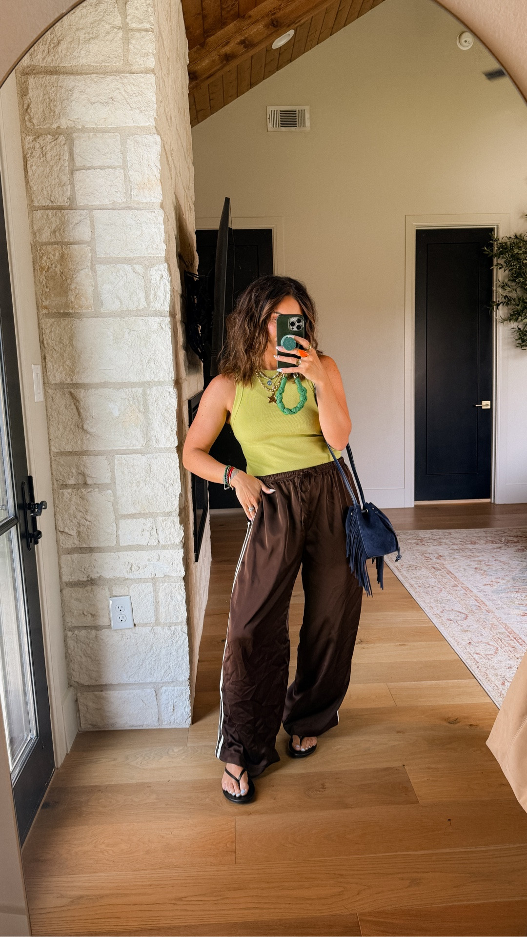 Haul into Fall, Online Only 50% Off Everything @oldnavy
Wearing a large in everything. The on boxer shorts run large. Everything else is true to size

#oldnavypartner

#LTKootd #LTKSaleAlert #LTKMidsize