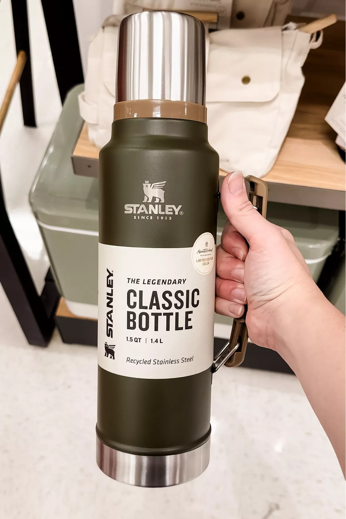 Classic Legendary Vacuum Insulated Bottle, 1.5 QT