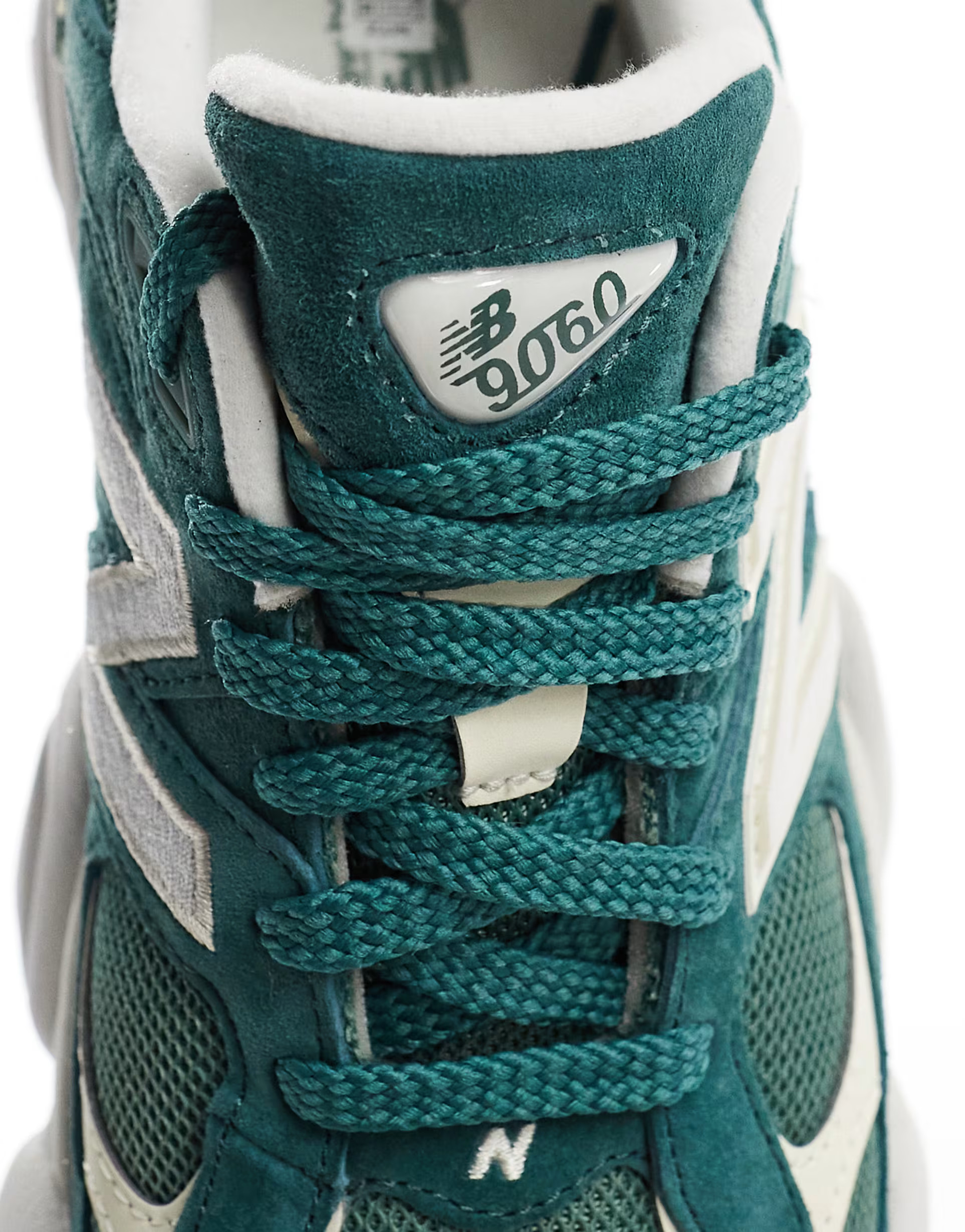 New Balance 9060 trainers in dark green and white | ASOS (Global)