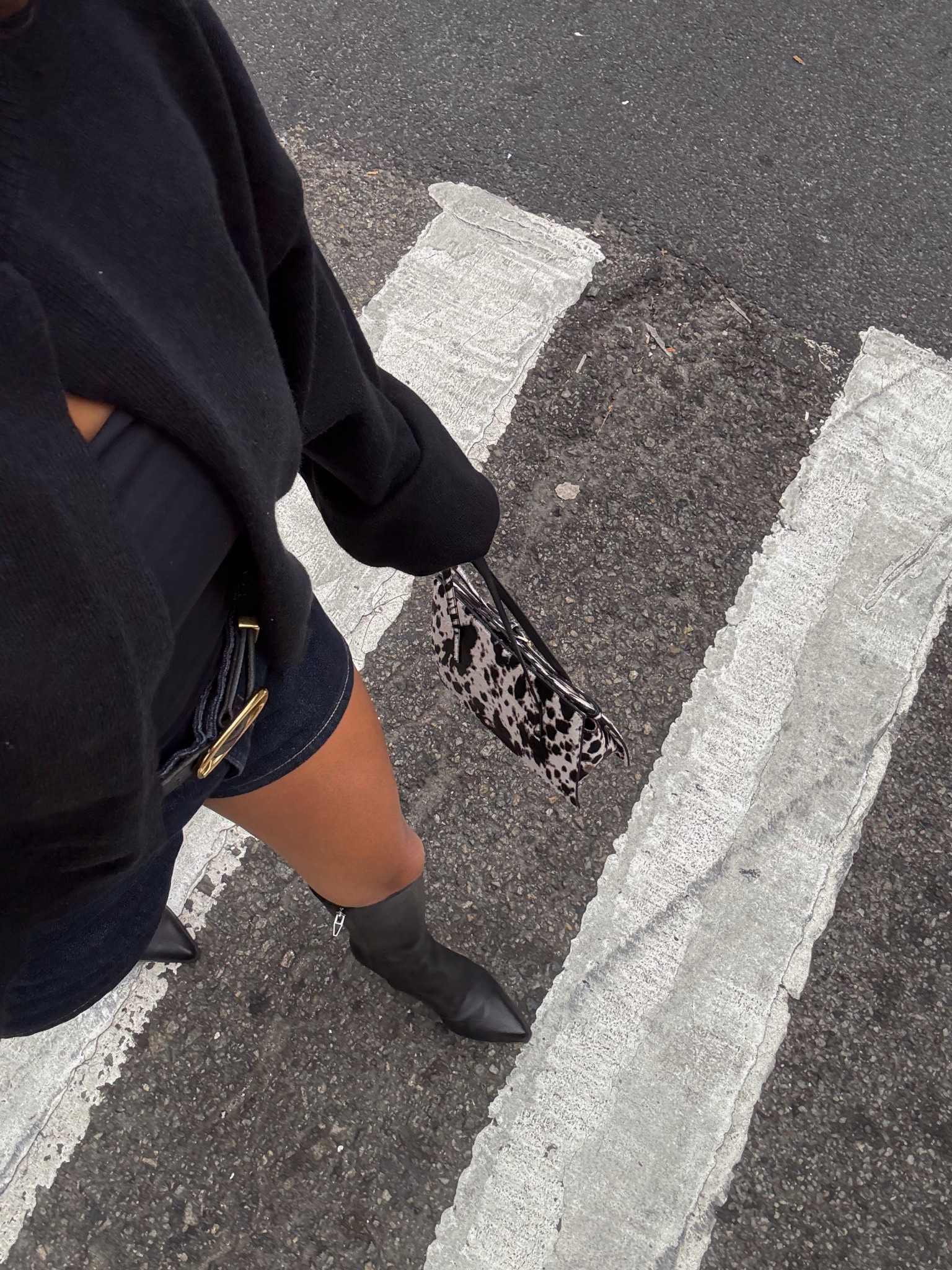 An all black moment 🖤

#LTKSeasonal #LTKStyleTip