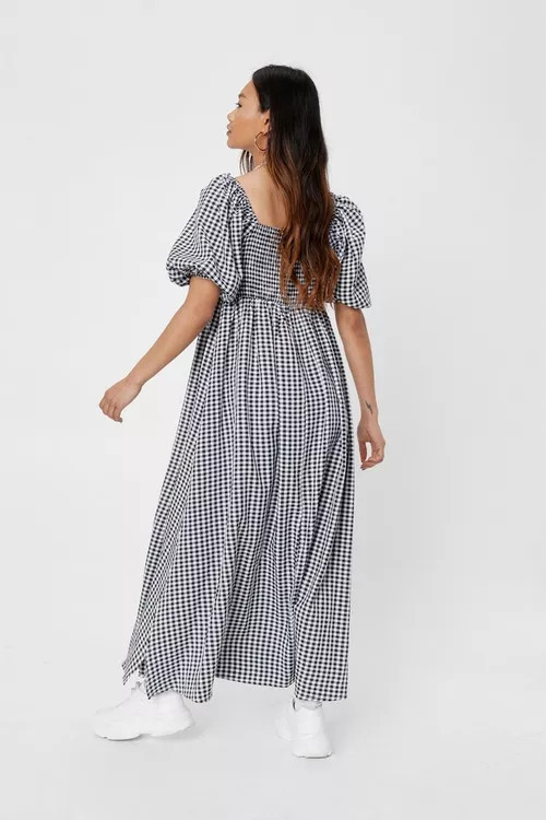 Petite Gingham Print Square Neck Maxi Dress | Nasty Gal (US)