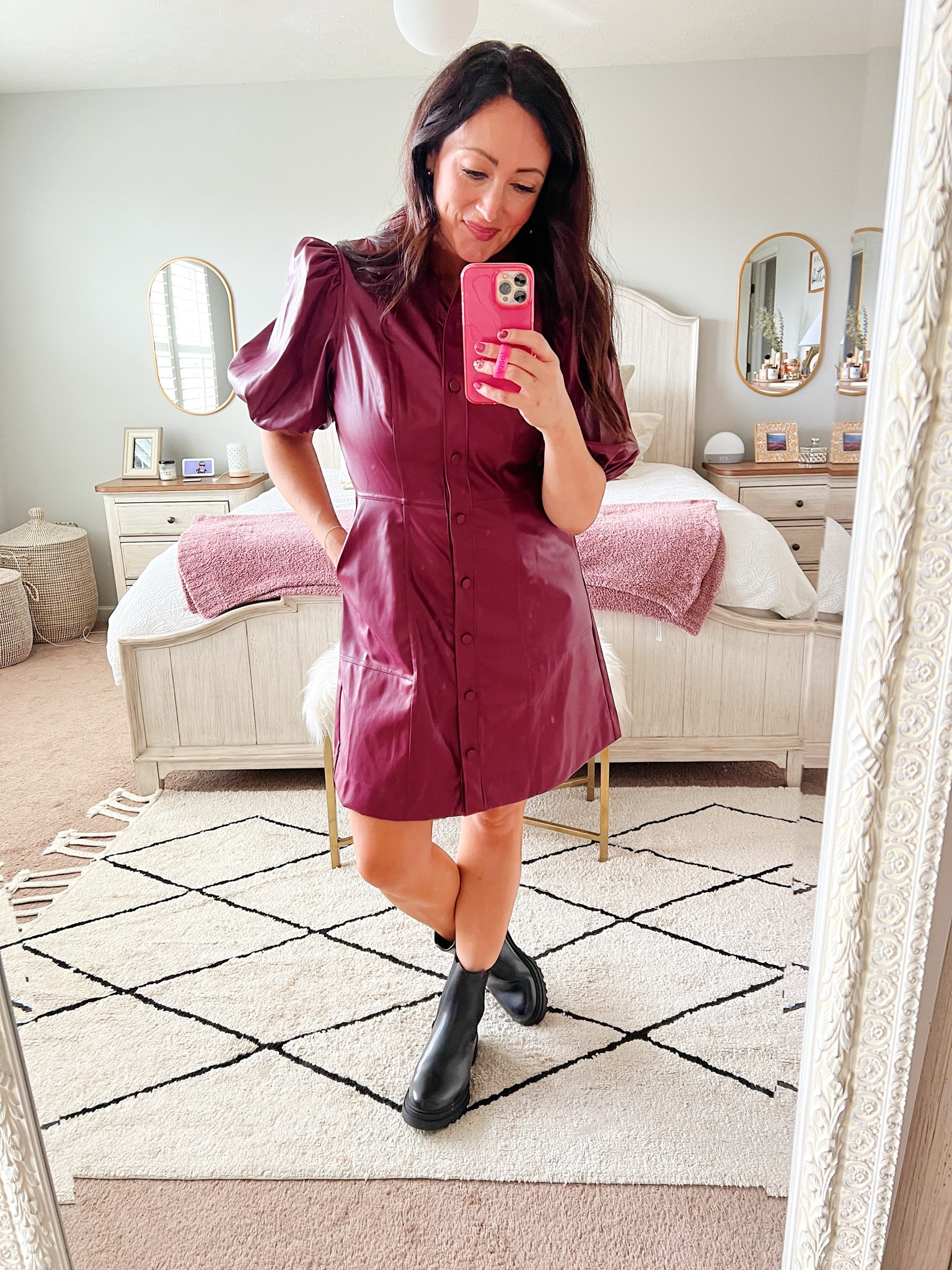 TARGET TUESDAY 🎯 
• size medium dress - my true size small fit too!
• boots are true to size but I sized up 1/2 size to wear them with socks 