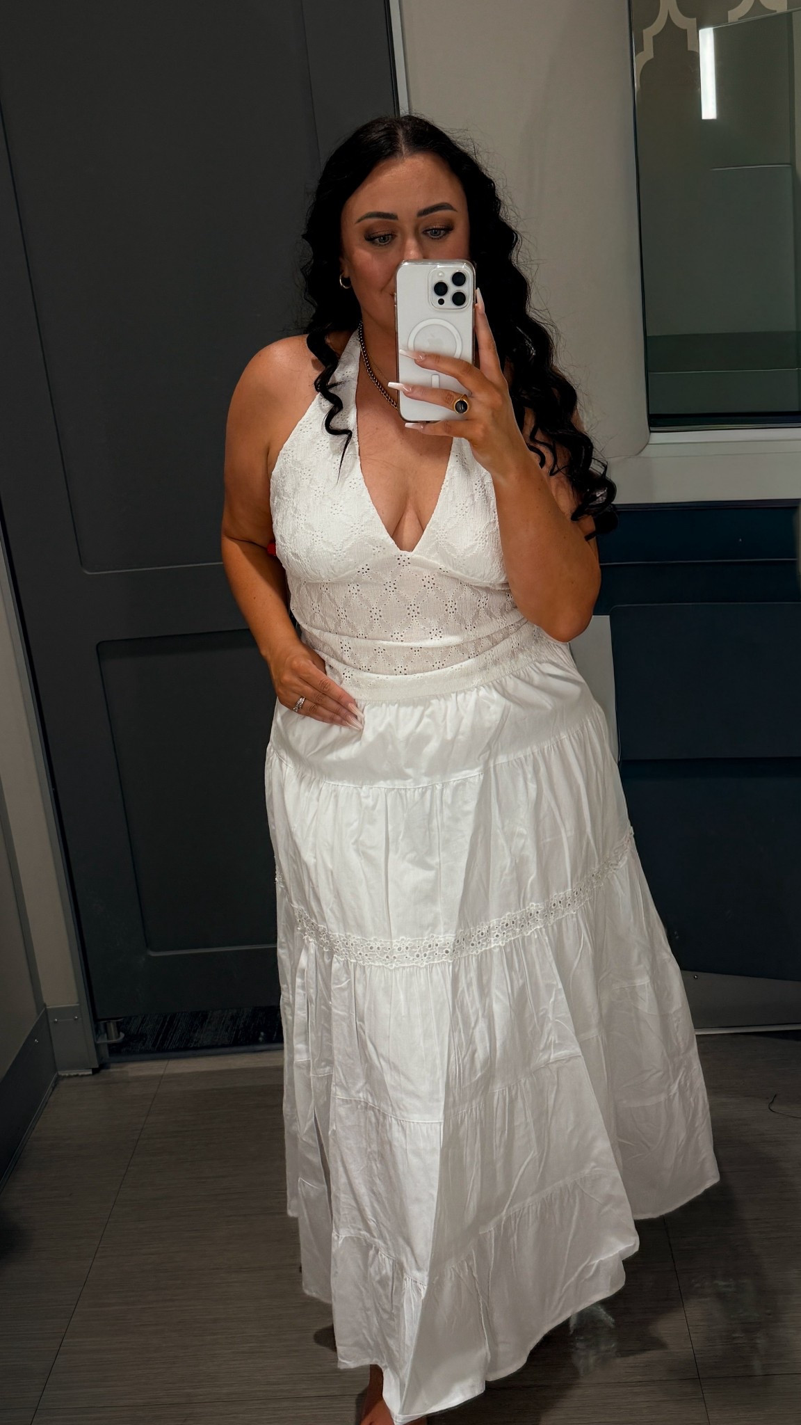 Top size large
Skirt size extra large runs true to size

For reference i am 188lbs and 5’5

#LTKSeasonal #LTKootd #LTKMidsize