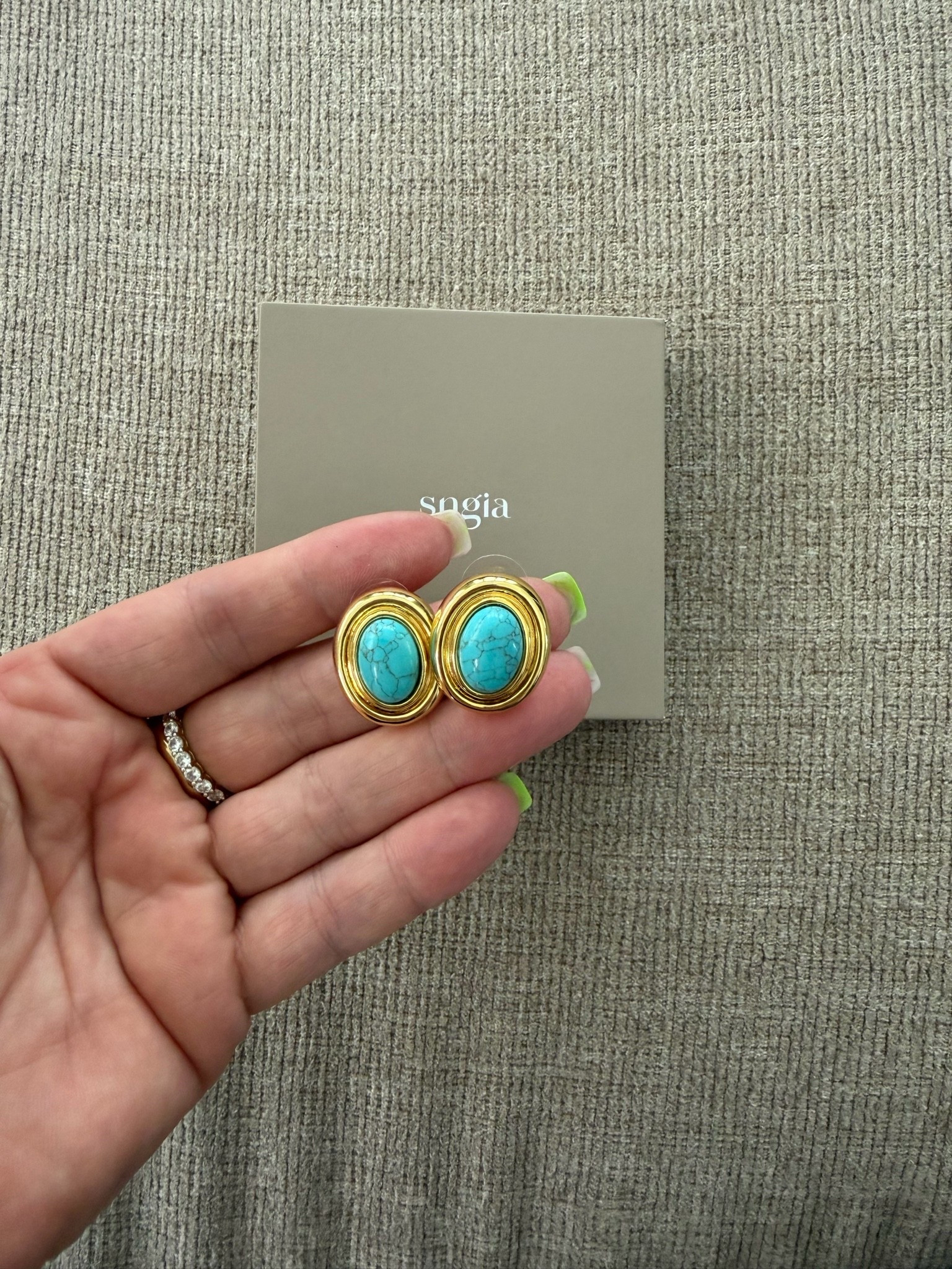 Cute and simple turquoise earrings that are under $20!!
#ltkearrings 
#ltkjewlery

#LTKTall #LTKSaleAlert