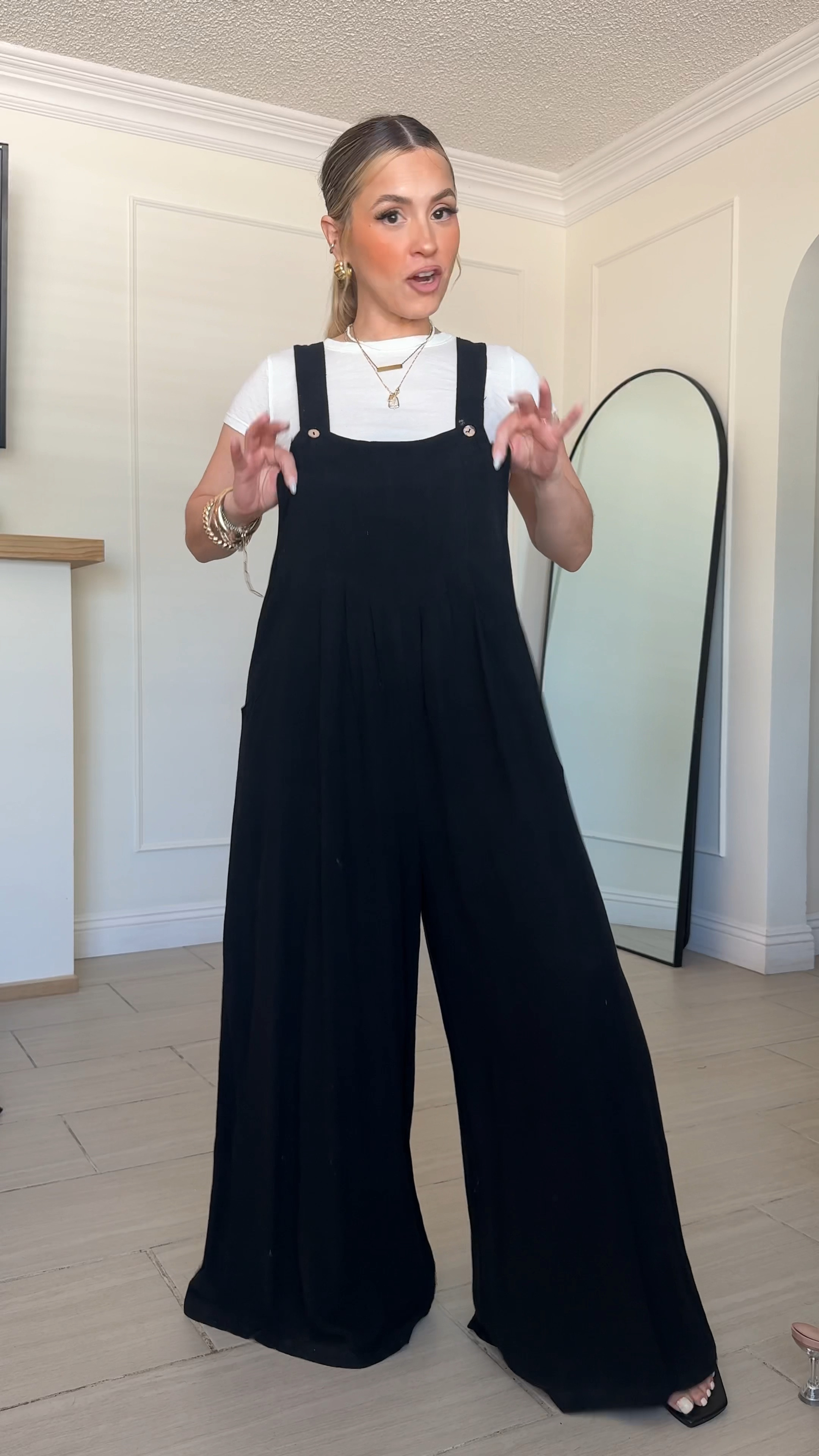 Linen overalls! Wearing size small

#LTKFindsUnder50 #LTKStyleTip #LTKU