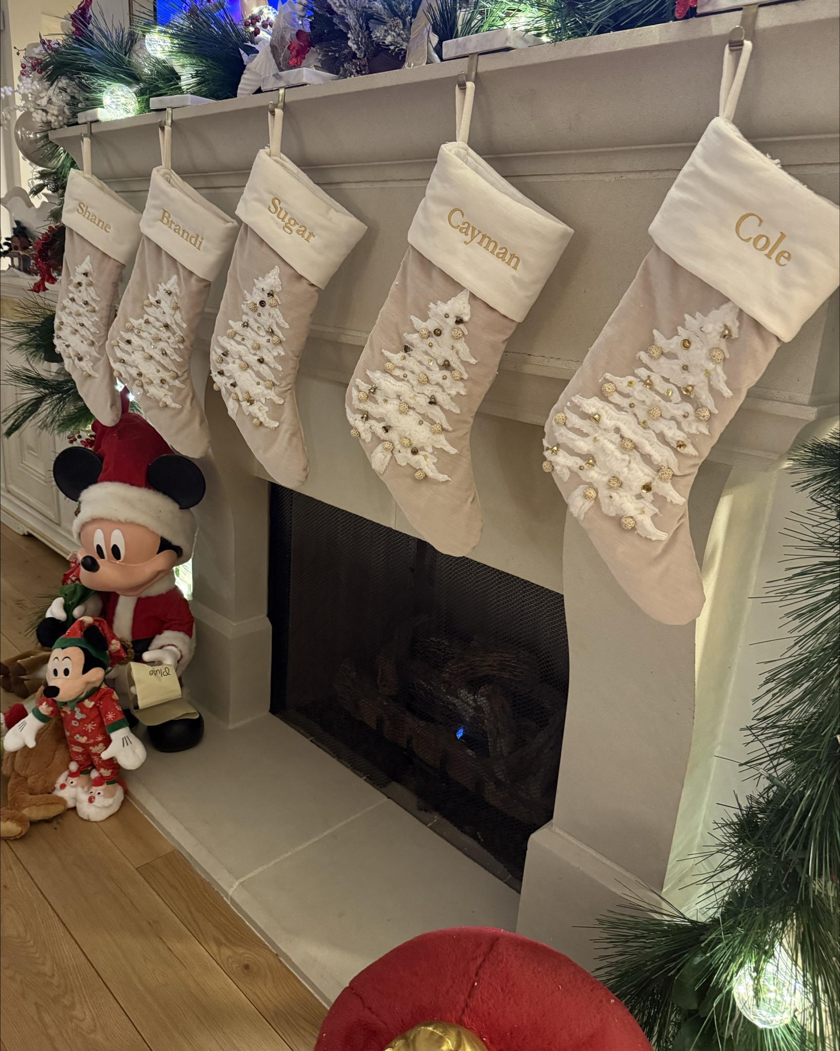 Pottery Barn - My favorite stockings 3 years in a row!!
#chistmasdecor #christmasstockings

#LTKHoliday #LTKHome #LTKSeasonal