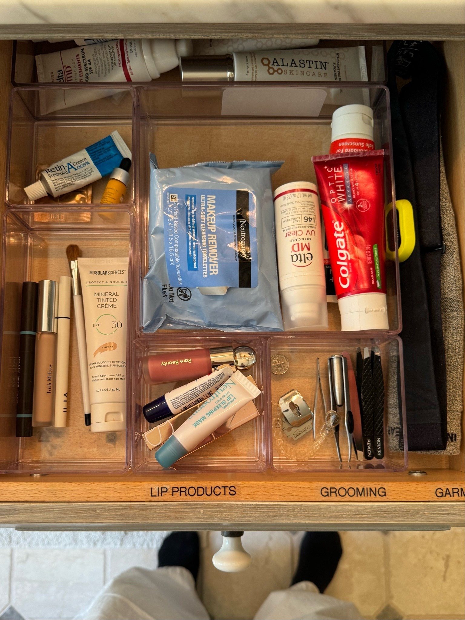 Drawer organizer bin set
