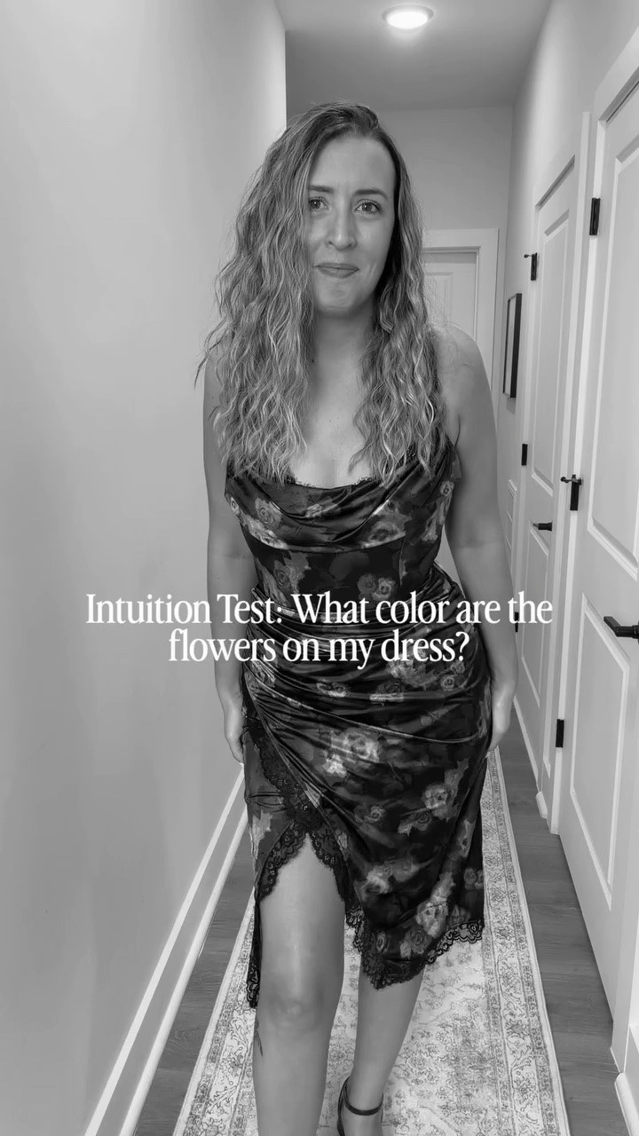 First color that comes to mind? 👇🏼

Comment COLOR for a link to the dress - no cheating!! 😉

Follow along @styledwithpaws for cozy style, home finds, and pup approved moments. 🐾