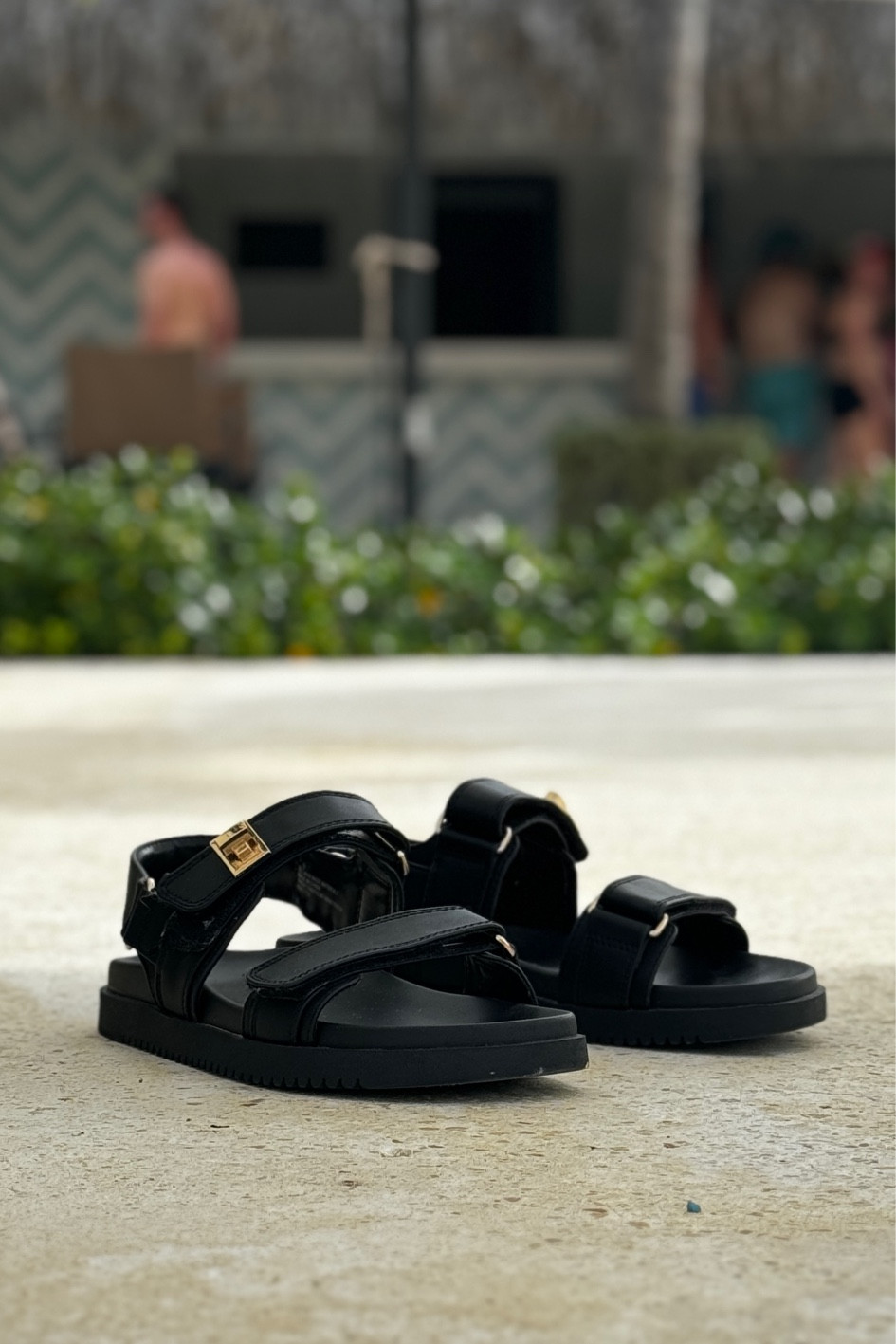 My new favorite sandals from Target! They literally go with everything and they’re super comfy! Throw them on with a dress or jeans. 

#LTKStyleTip #LTKFindsUnder50