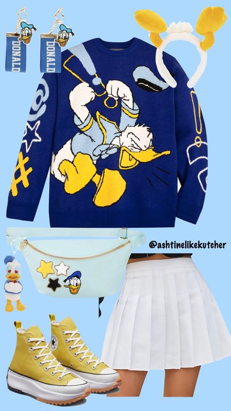 Donald Duck outfit 