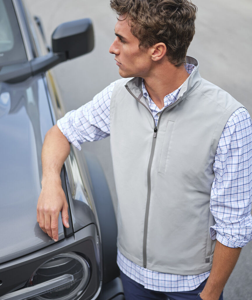 Performance Mariner Soft Shell Vest | vineyard vines