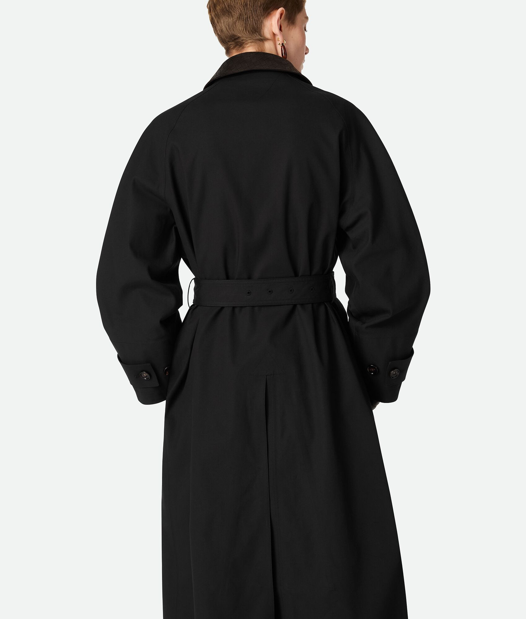 Women's Cotton Trench Coat in Black | Bottega Veneta GB | Bottega Veneta