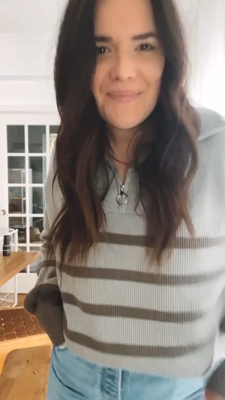 My ootd as a busy mom of 4! 

Size down 1 size in the sweater, it runs large! Everything else is TTS!

#LTKmidsize #LTKstyletip #LTKfindsunder50