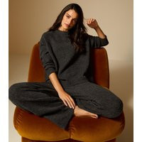 Women's Dark Grey Crew Neck Midweight Knit Jumper New Look | New Look (UK)