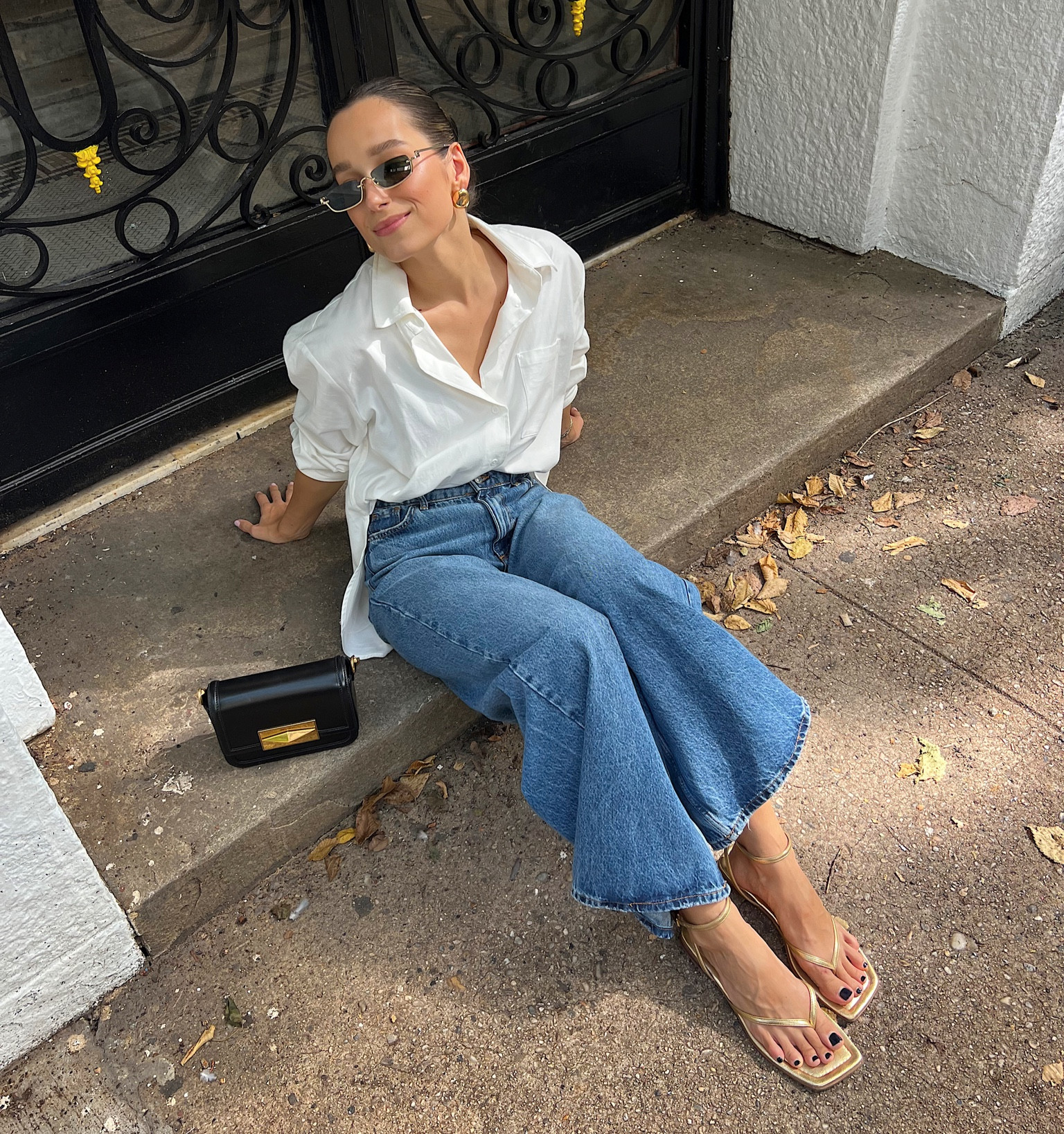 Blue jeans & white shirt ✨

#LTKstyletip #LTKSeasonal #LTKeurope