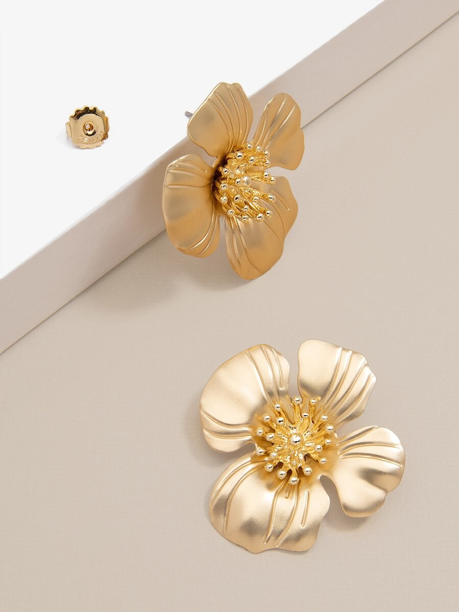 Matte Hibiscus Flower Stud Earring | ZENZII