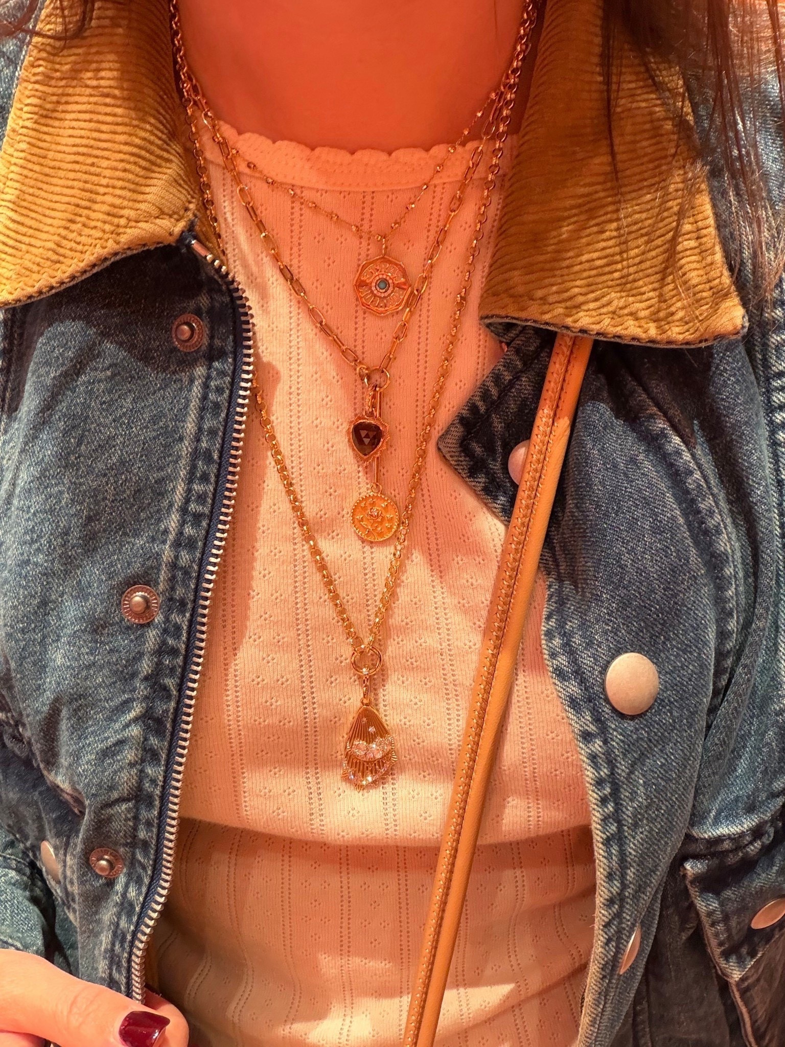 Obsessed with this foundrae necklace



#LTKHoliday #LTKSeasonal #LTKGiftGuide