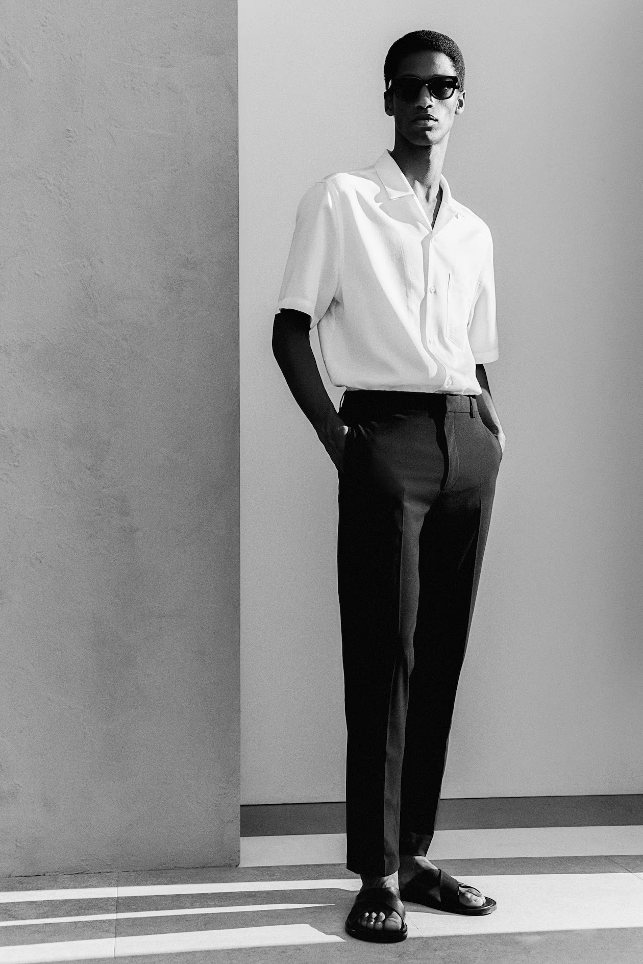 Slim Fit Trousers - Black - Men | H&M GB | H&M (UK, MY, IN, SG, PH, TW, HK)