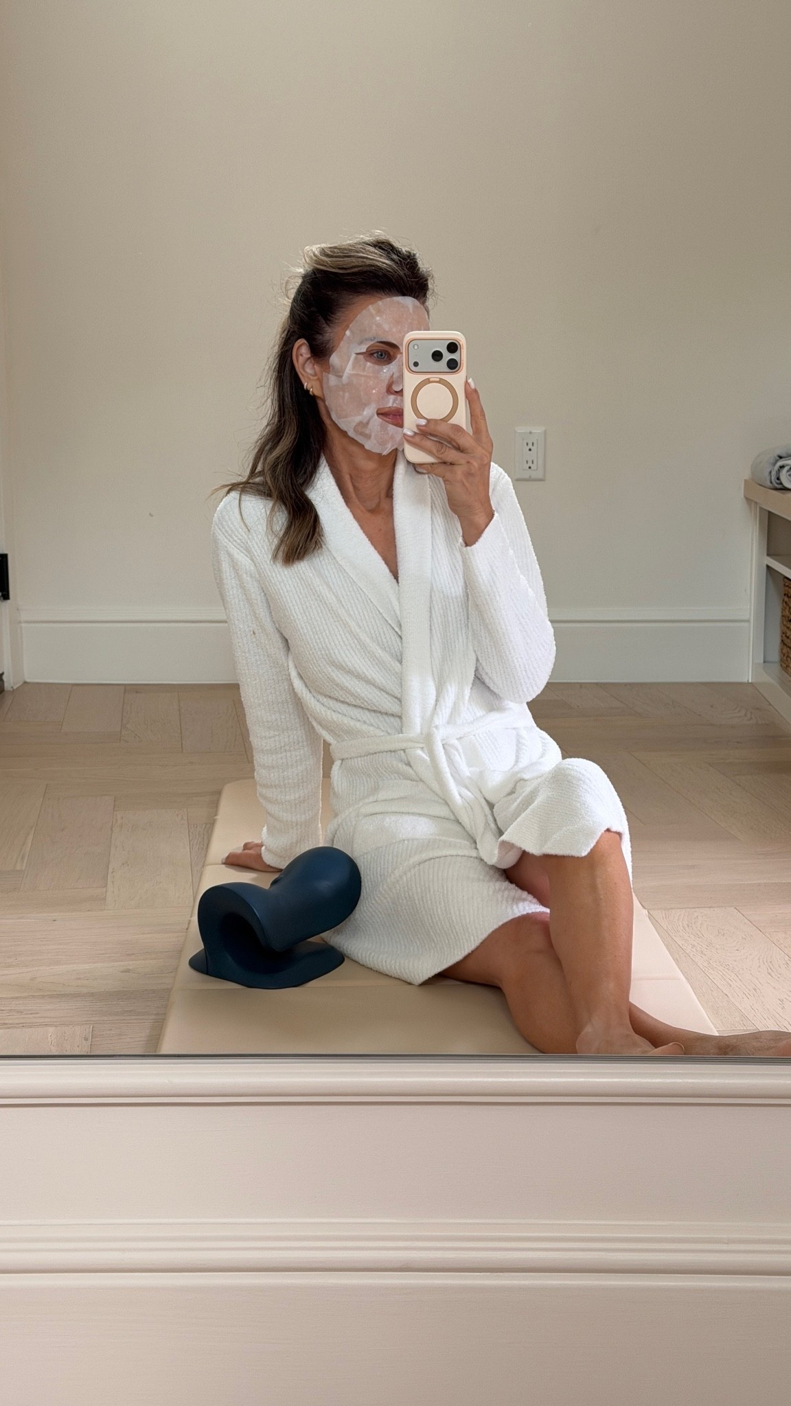 Just starting using my neck foam device again and wow! What an instant difference! I lay on it for 10-20 minutes.  Decompression and pressure point treatment. 
STAKD mat code Tammy15

Mask is really good too!