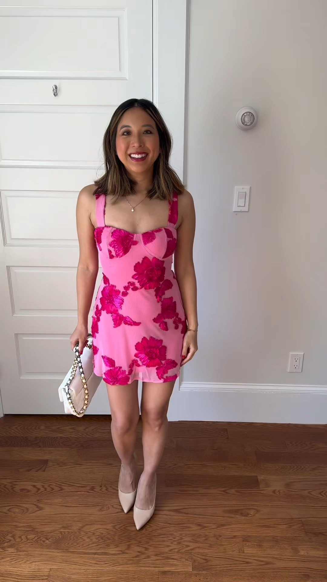Cute spring dresses 🥰

#cutedresses #springdresses #springfits #whattowear