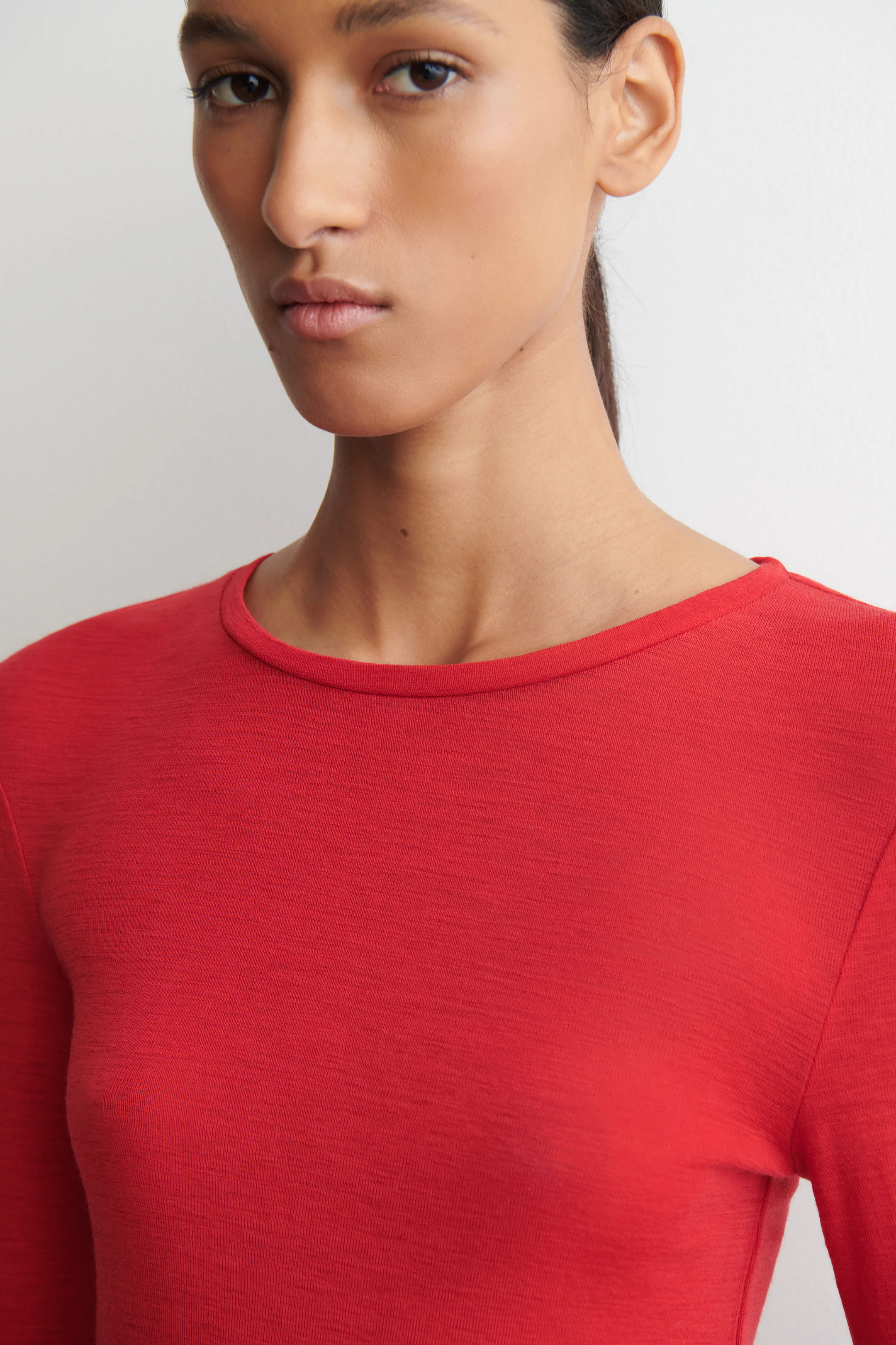 SLIM MERINO WOOL TOP - RED | COS GB | COS UK