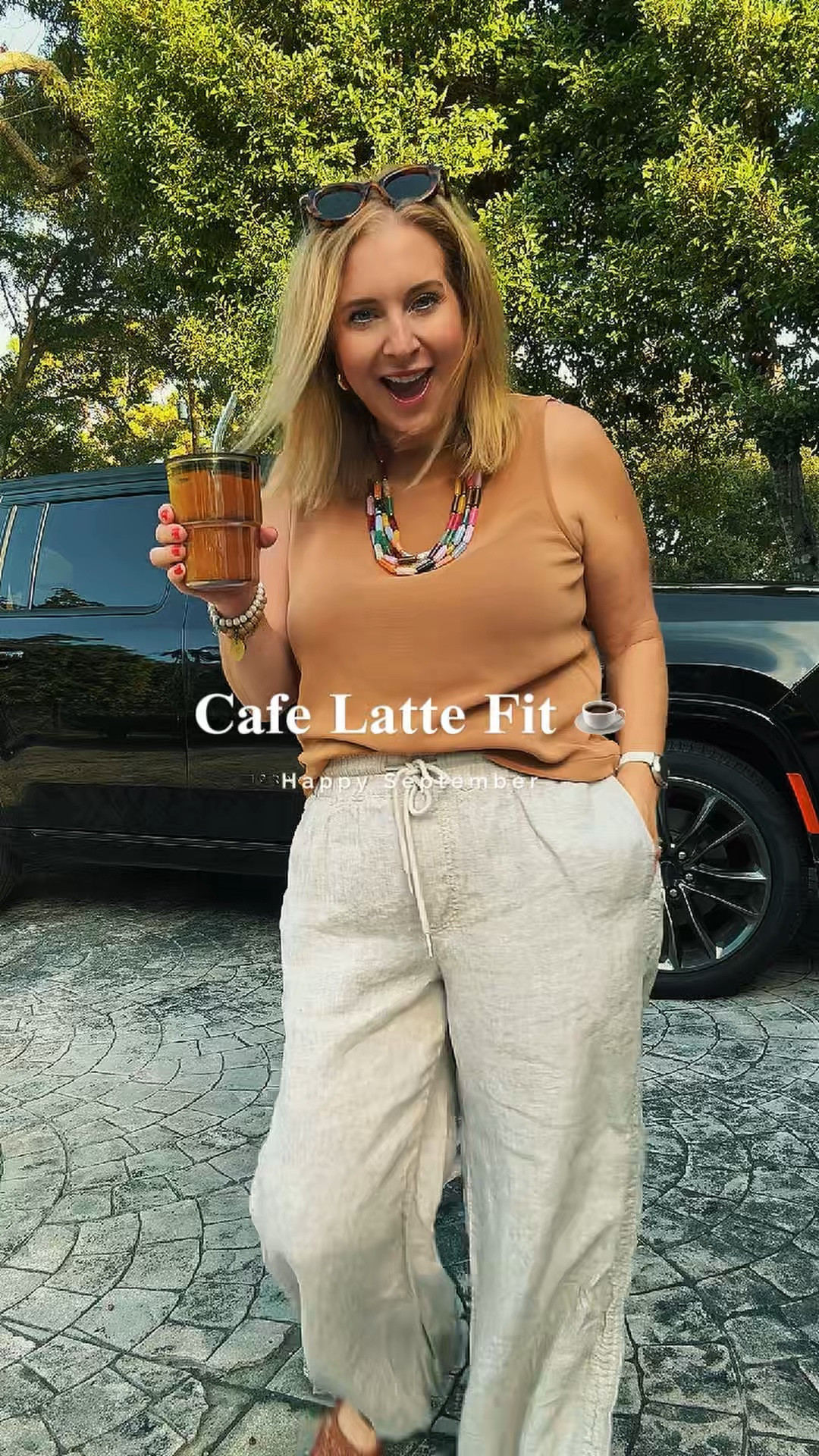 When your fit matches your coffee ☕️ Happy September! 🍂

#midsize #midsizeootd #spanxairessentials #spanxpartner #september