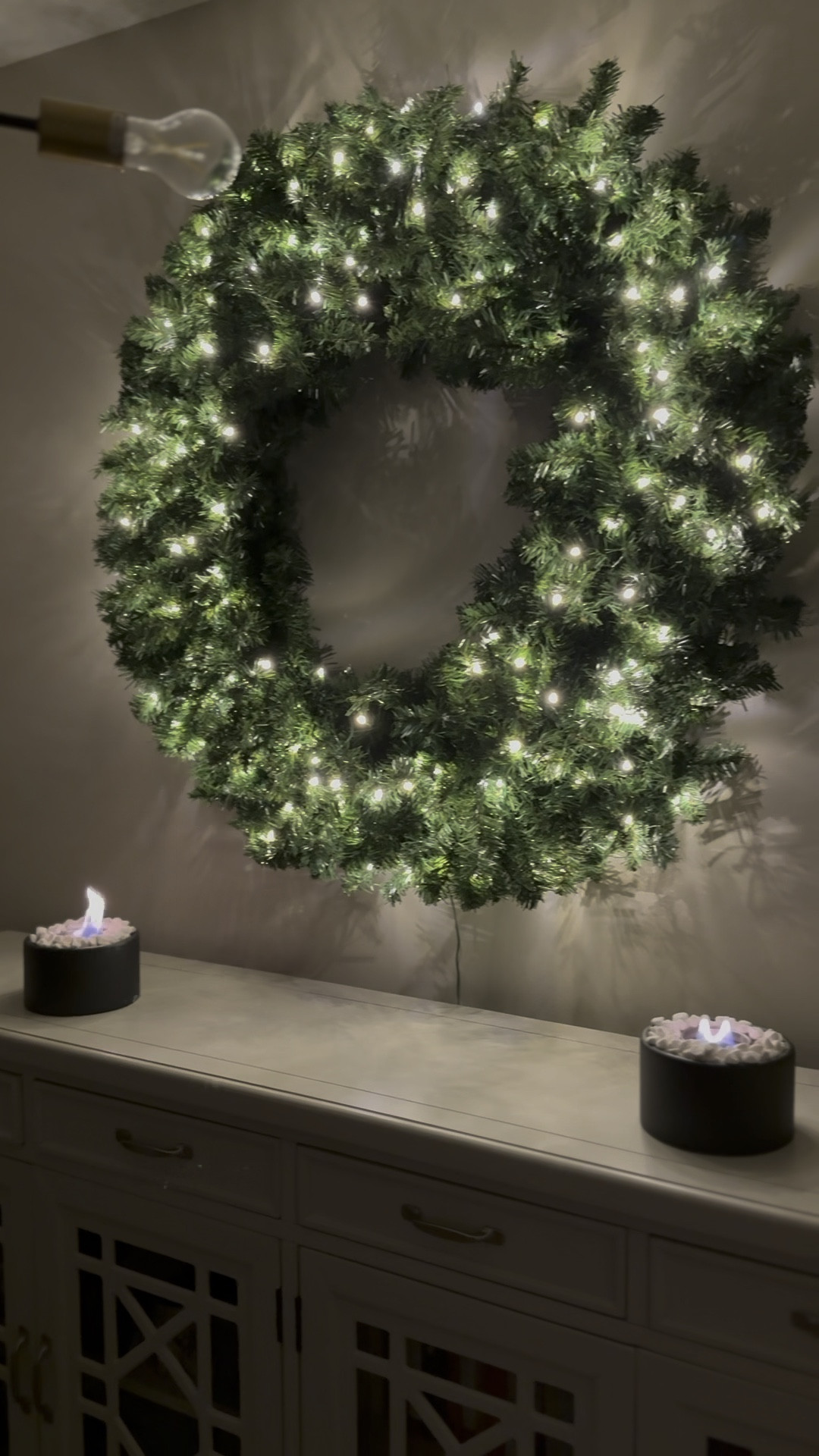 Obsessed with this four foot wreath.  Keeping it simple while making a bold statement.🎄💖✨

#LTKHolidaySale #LTKSeasonal #LTKHoliday