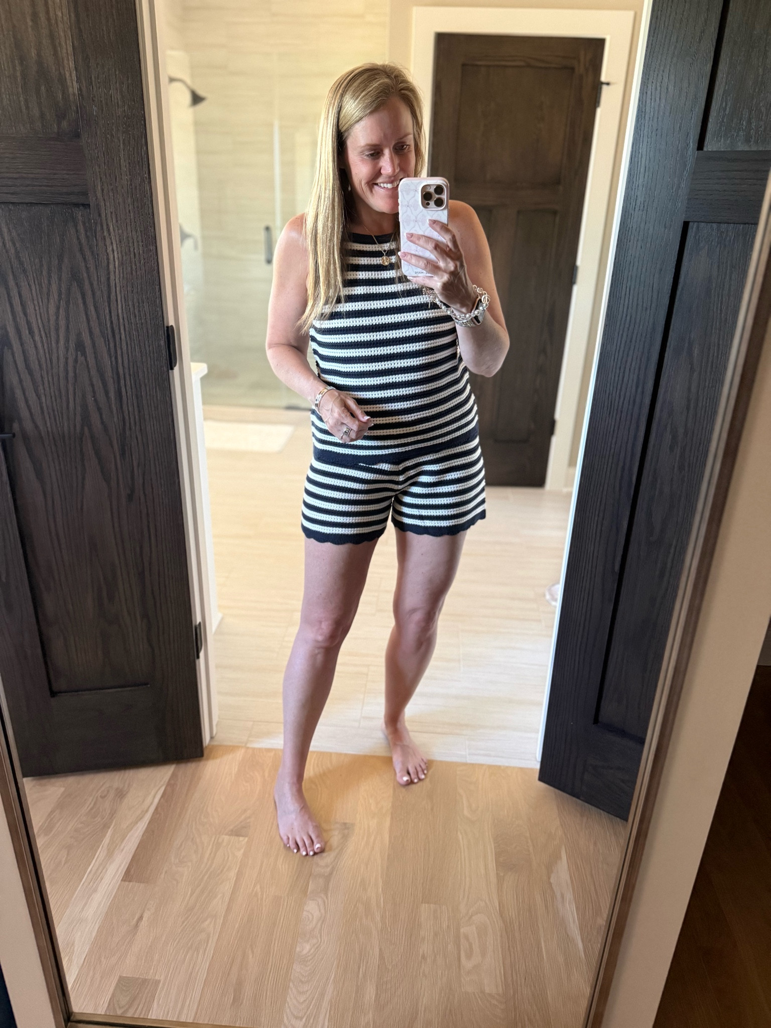 Amazon 
Amazon find
Amazon set
Tank 
Shorts 
Summer outfit