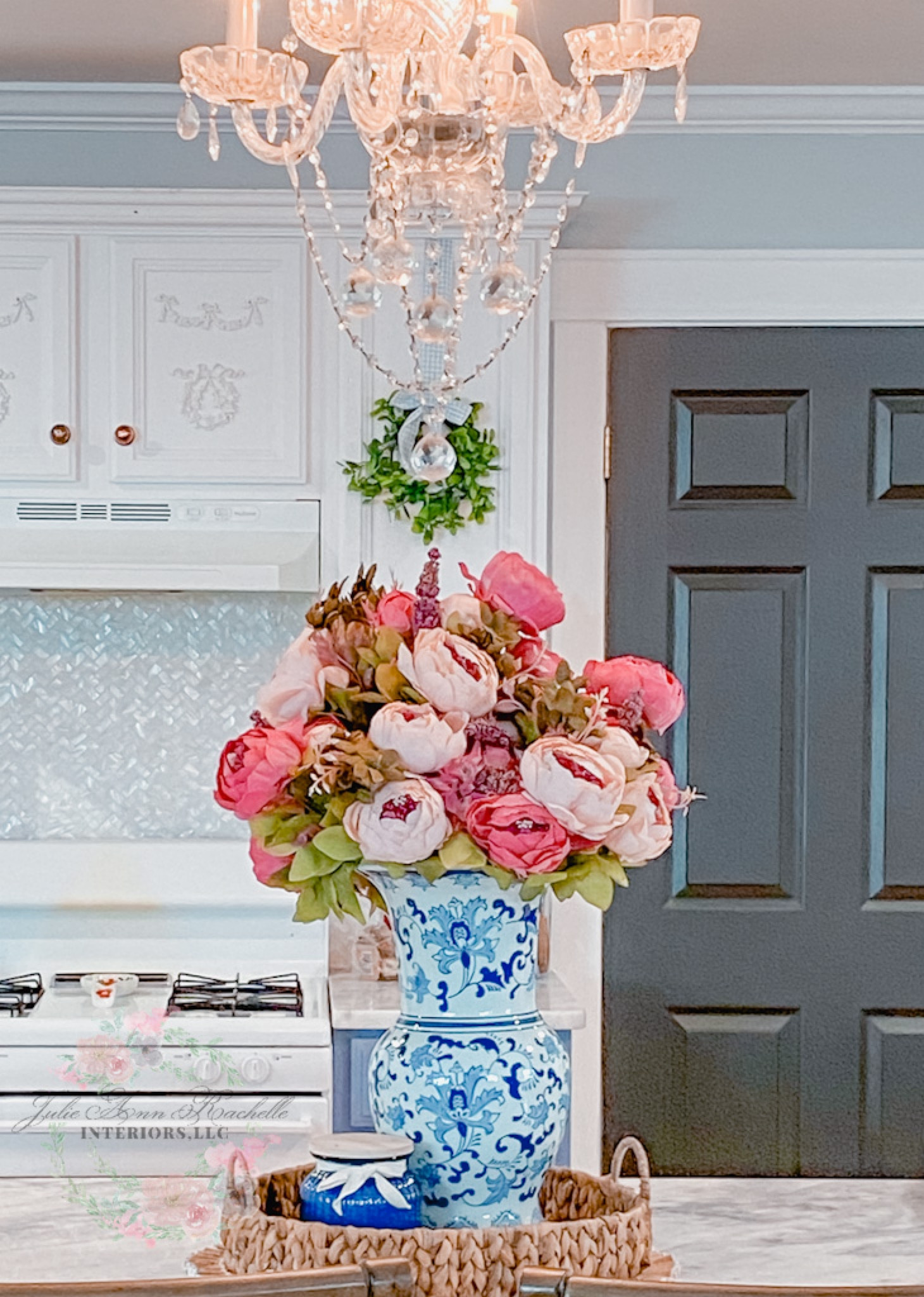 Follow @julie_ann_rachelle
Visit julieannrachelle.com
Search #julieannrachelle 
Thanks for your support!

#LTKMostLoved

.
#ltk #ltkunder50 #ltkstyletip #ltkunder100 #ltksalealert #ltkhome #ltkshoecrush #ltkfashion #ltkfamily #ltkbeauty #ltkspring #ltkholidaystyle #ltkitbag #ltkseasonal #ltkcurves #ltkkids #ltktravel #ltkbaby #ltkeurope #ltkfit #ltkbump #ltkswim #ltkunder25 #ltkworkwear #ltkholiday #ltkholidaywishlist #ltkblogger #ltkfind #julieannrachelle

.
.
.
.
.
.
.

.
.
.
.
.
.
.

.
.
.
.
.
.
.
.

#chinoiserie #chinoiseriechic #chinoiseriechicstyle #chinoiseriedecor #chinoiseriehome #palmbeachdecor #lillypulitzerdecor #chinoiseriechicfinds #preppydecor #hostestwiththemostest #chinoiseriestyle #blueandwhitedecor #preppyhome #palmbeachchic #grandmillennialdecor #grandmillennial #lillypulitzerstyle #gingerjars #palmbeachinteriors #grandmillenial #gingerjar #blueandwhite #pinkandgreendecor #grandmillennialstyle #maximalistdesigner #blueandwhitelovers #blueandwhitelove #maximalist #blueandwhiteporcelain 
#kitchendecor #kitchendesign #kitcheninspiration #kitchen #kitchenrenovation #kitchenideas #kitchens #kitchendetails #kitchendecoration #dreamkitchen #kitchenware #kitchenorganization #kitchendesignideas #kitchenaccessories #kitchenstyling #kitchentrends #farmhousekitchen #kitchendecorideas #kitchenmakeover #kitchenutensils #kitchentools #kitchenwares #kitchenstorage #kitchendecorations #kitchendecorating #kitchendecoratingideas #kitchendecors #kitchendecorationideas #kitchendecorinspiration 
#centerpiece #centerpieces #interiorhomeideas #interiorhomestyle #centerpieceideas #centerpiecesideas #centerpiecedecor #centerpiecesforweddings #centerpieceflowers #centerpieceflower #centerpieceinspiration #centerpieceidea #centerpieceinspo #centerpiecedesign #centerpieceboxes #centerpiecesforwedding #centerpiecesidea #centerpiecesflowers #centerpiecearrangement #centerpieceboutique #centerpiecesforbabyshower #weddingcenterpiece #floralcenterpiece #tabledecor #tablescape #weddingcenterpieces #interiorhomedecor #weddingflowers #tablecenterpiece #julieannrachelle#LTKunder50 

#LTKSeasonal #LTKhome
