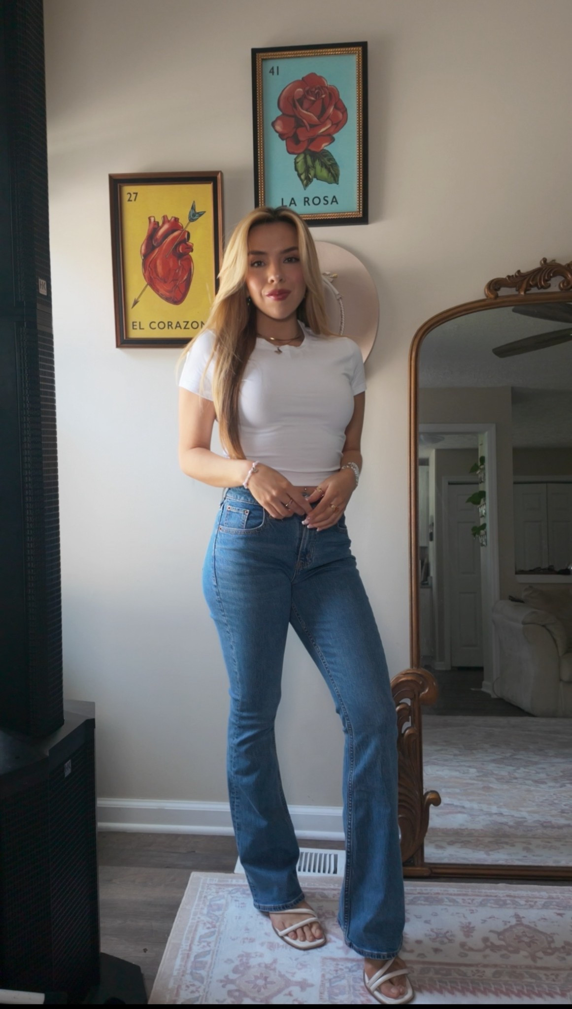 Mid rise size 25 regular curve love 

#LTKSaleAlert #LTKFindsUnder100